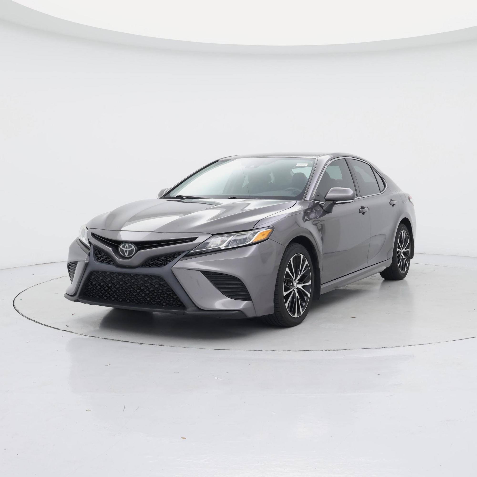 Thumbnail: 2020 Toyota Camry - 4