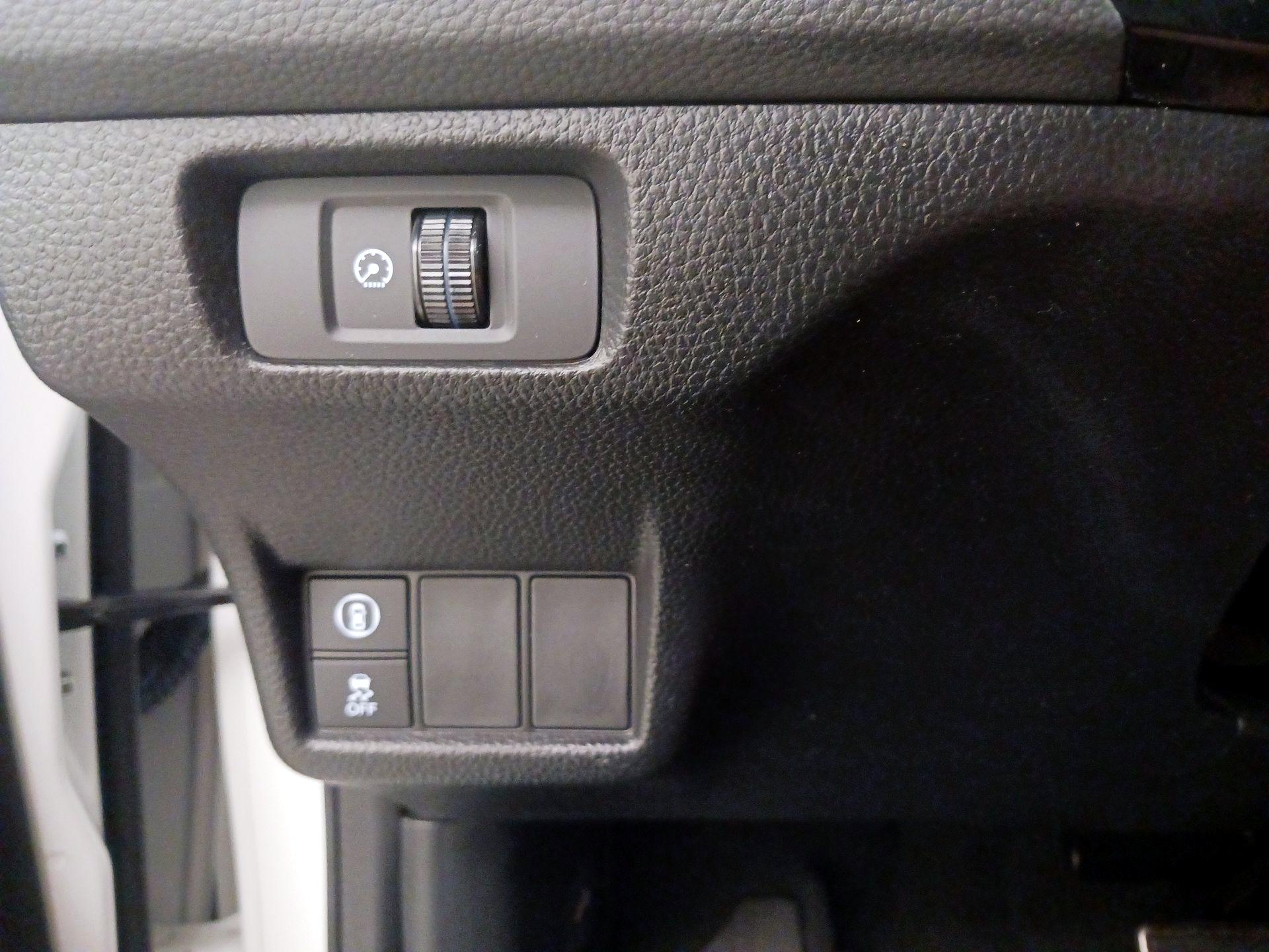 Thumbnail: 2023 Honda Civic - 13