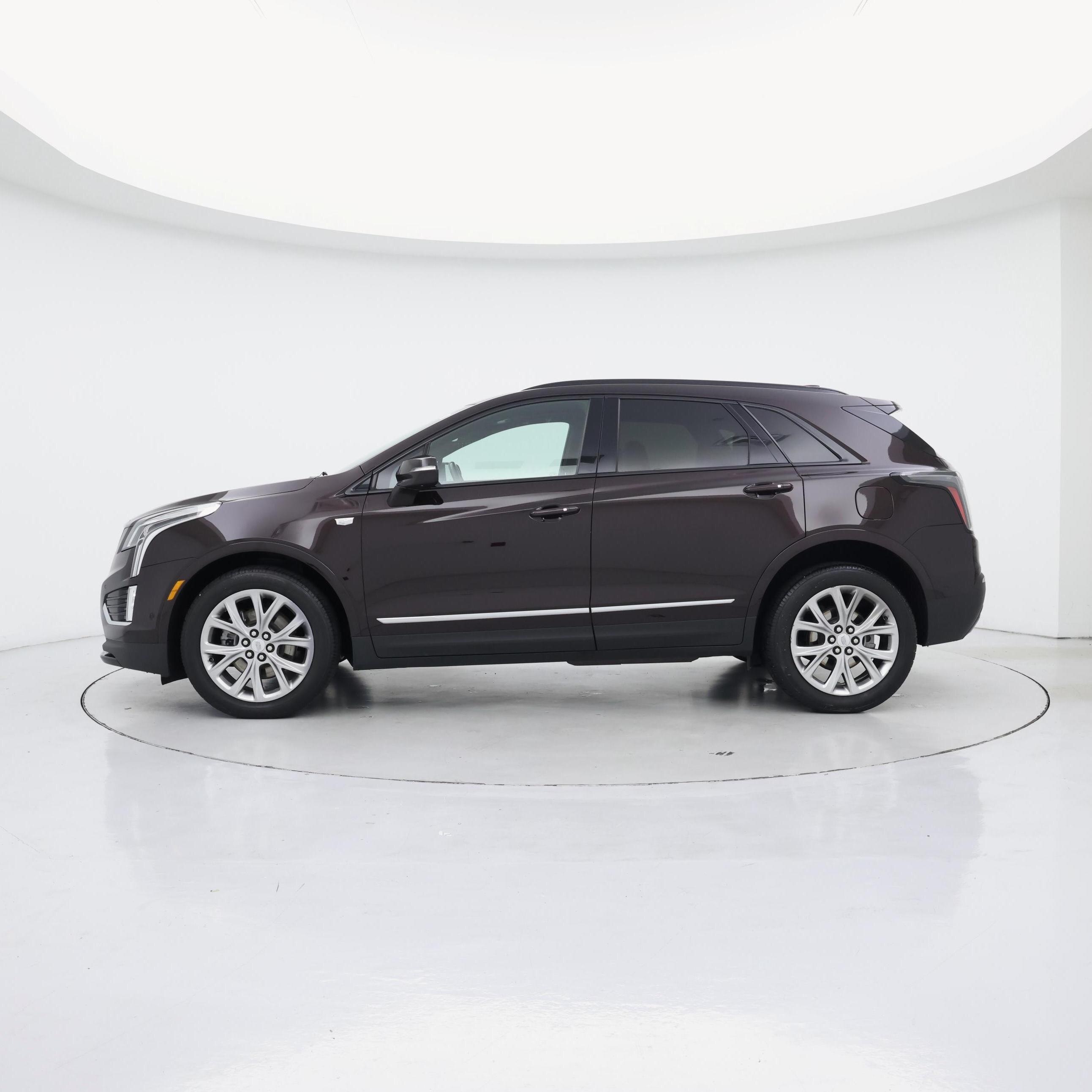 Thumbnail: 2021 Cadillac XT5 - 3
