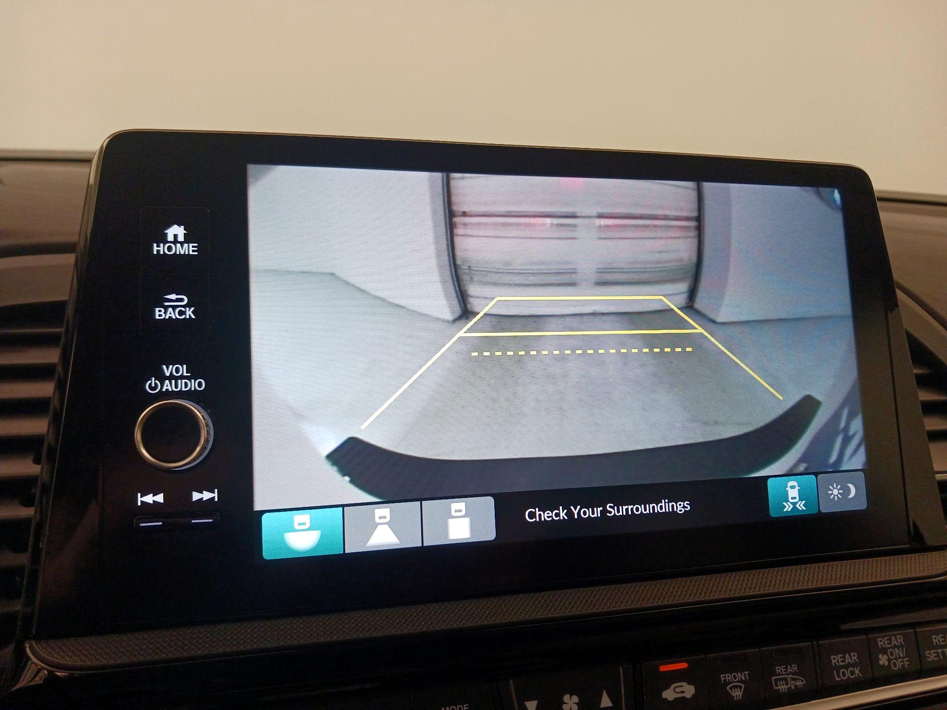 Thumbnail: 2025 Honda Odyssey - 14