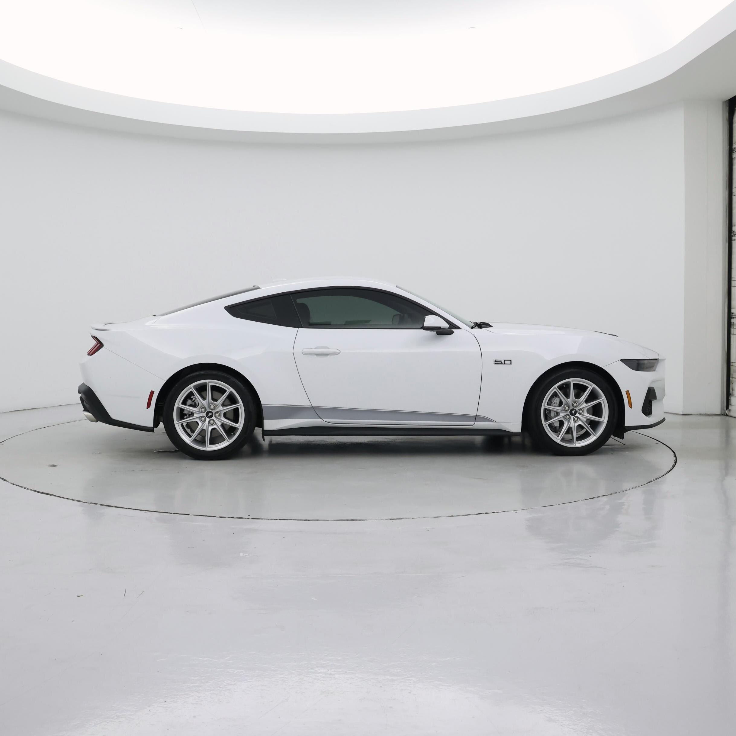 Thumbnail: 2025 Ford Mustang - 7