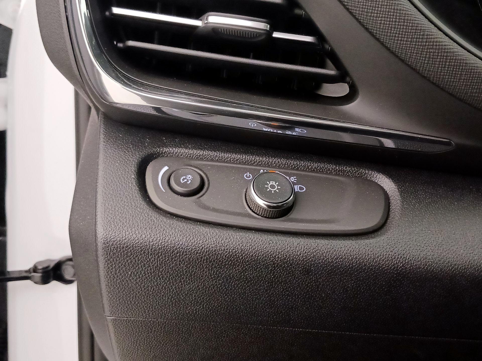 Thumbnail: 2025 Buick Envista - 13