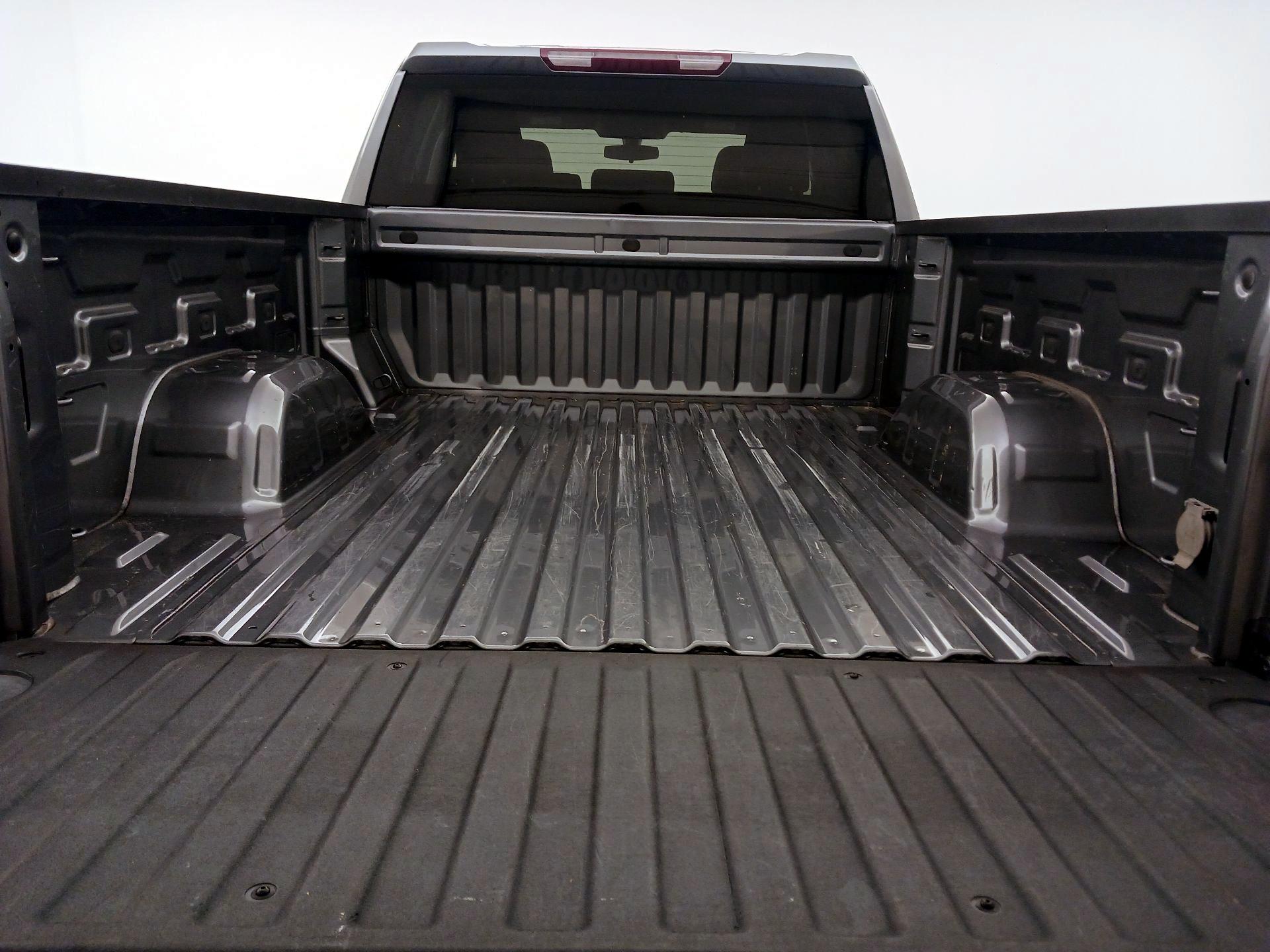 Thumbnail: 2021 Chevrolet Silverado 1500 - 20