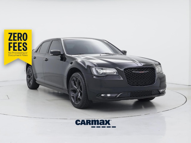 Black 2022 Chrysler 300 Sedan Rear-Wheel Drive Automatic