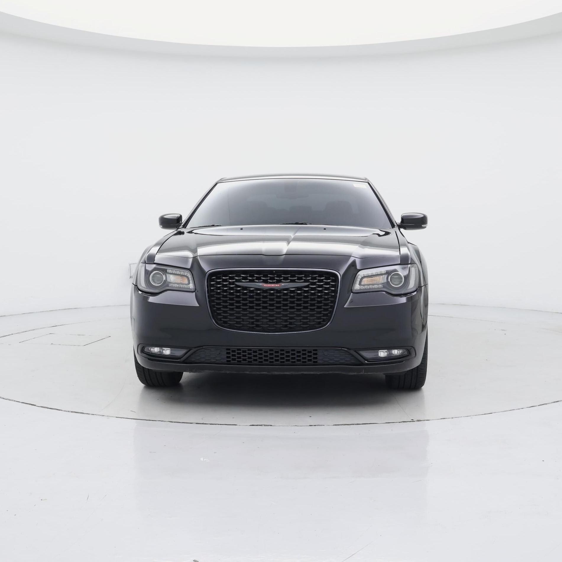 Thumbnail: 2022 Chrysler 300 - 5
