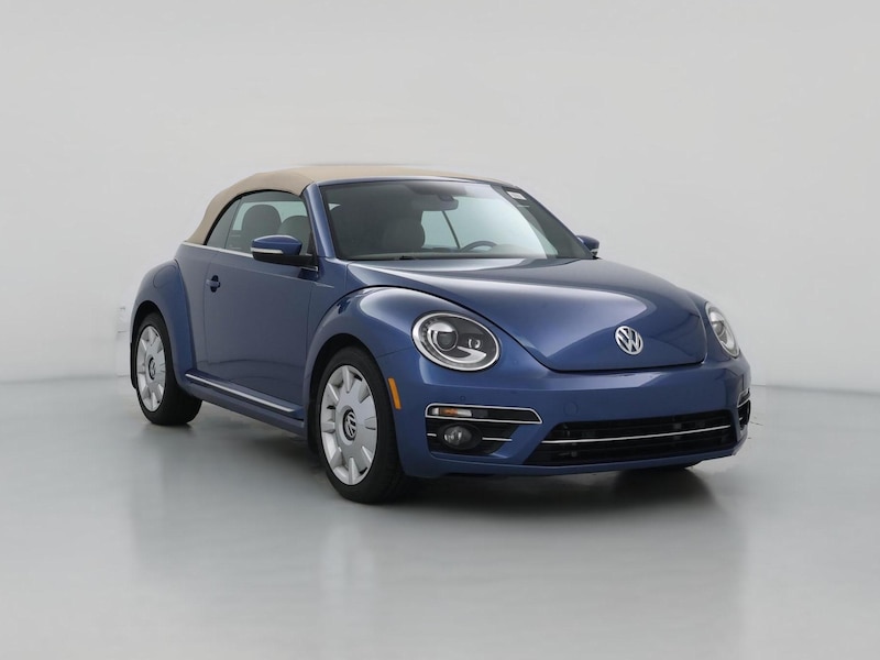 2019 Volkswagen Beetle SE -
                  Gainesville, FL