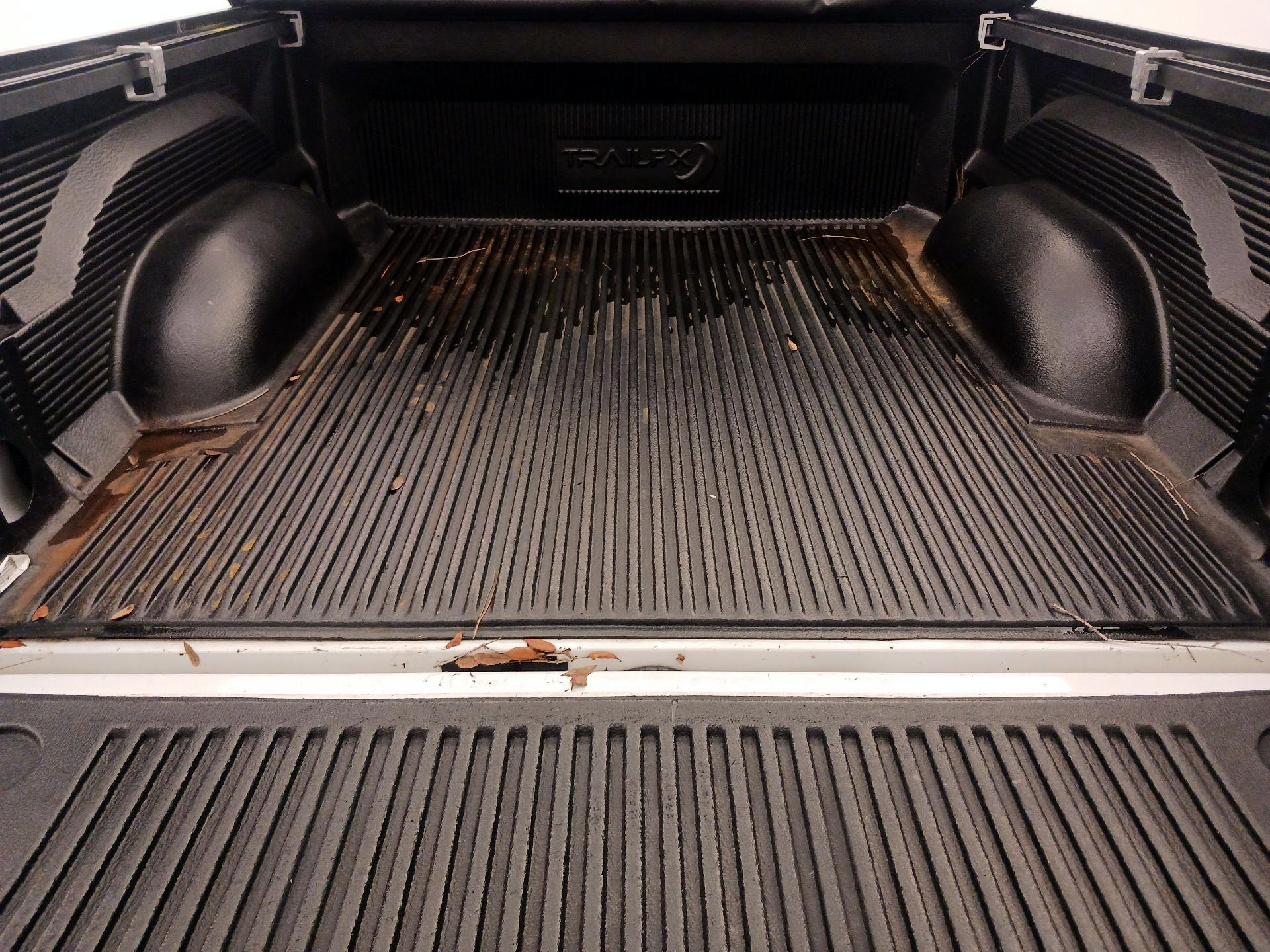 Thumbnail: 2019 RAM 1500 Classic - 20