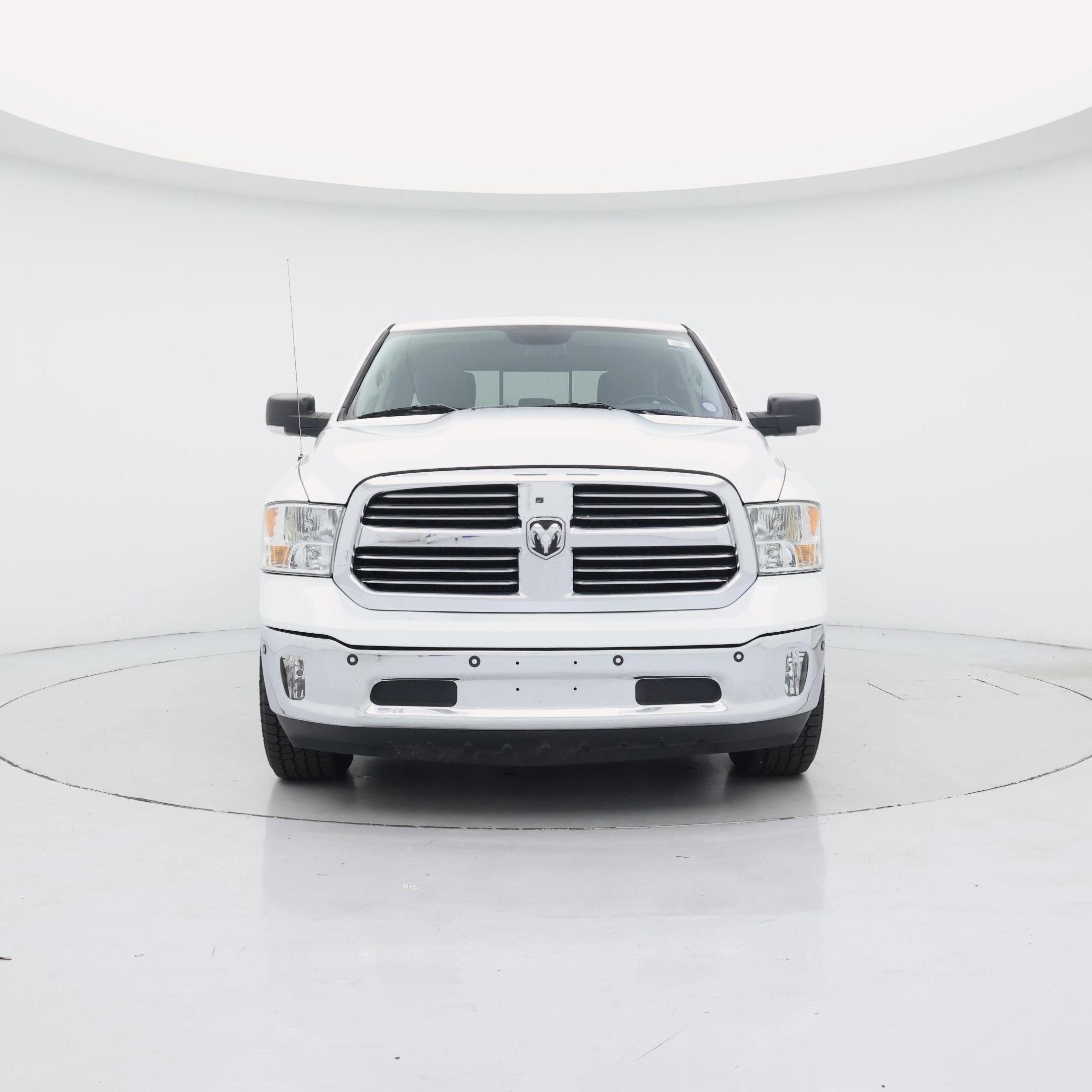 Thumbnail: 2019 RAM 1500 Classic - 5