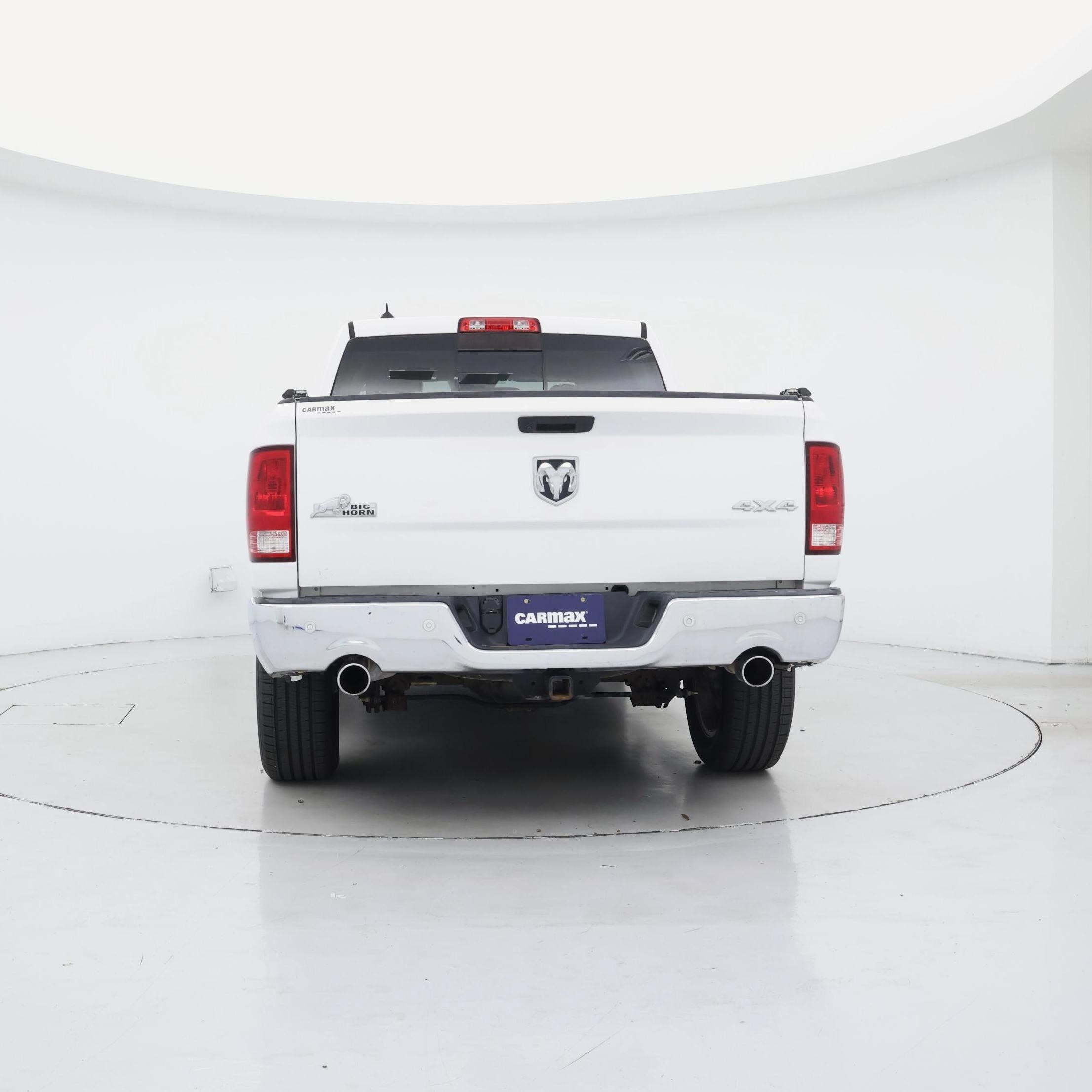 Thumbnail: 2019 RAM 1500 Classic - 6