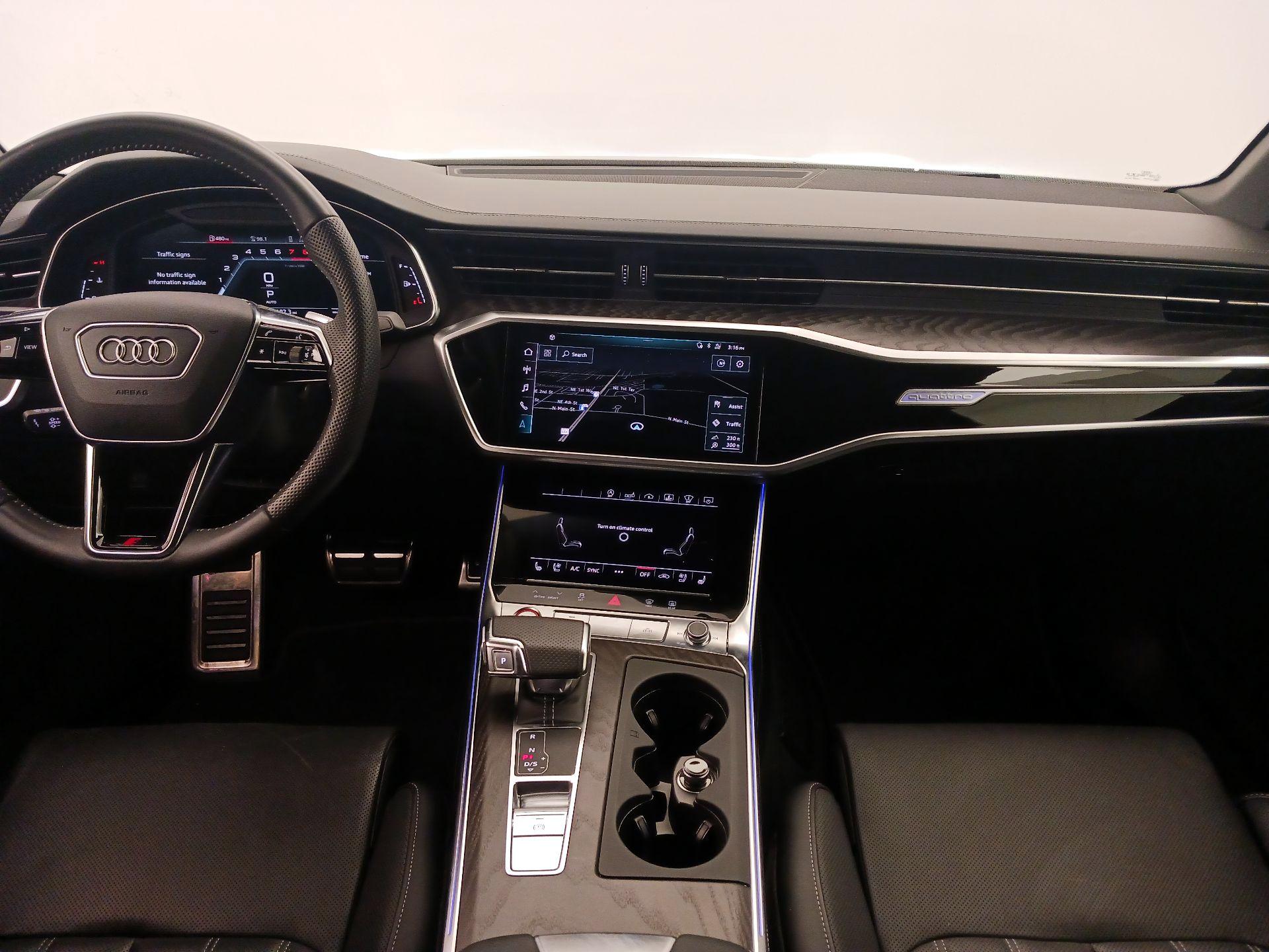 Thumbnail: 2020 Audi S6 - 9