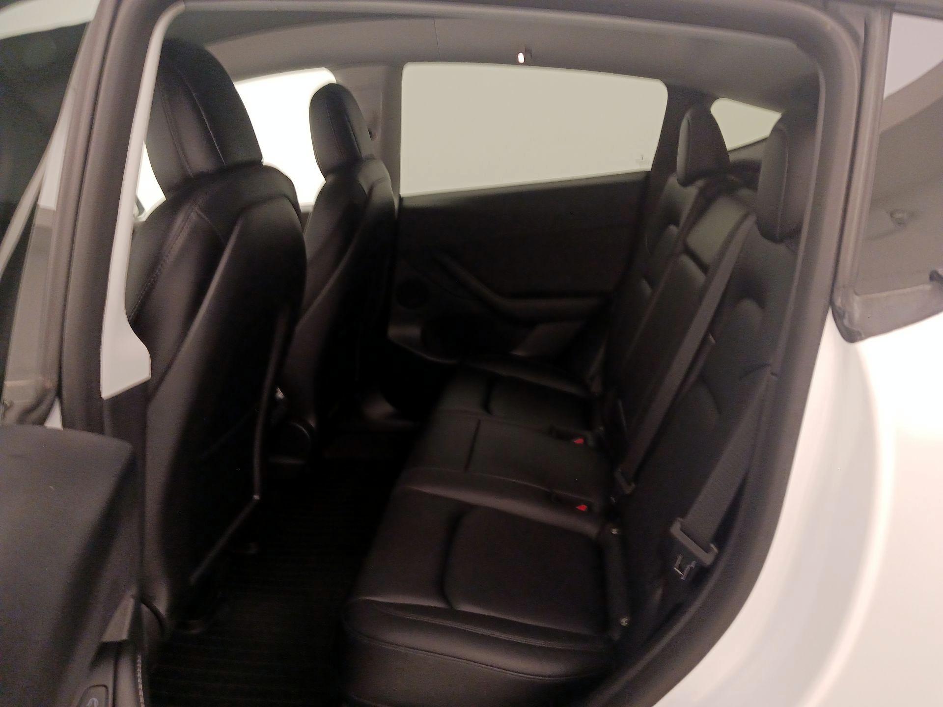 Thumbnail: 2022 Tesla Model Y - 18