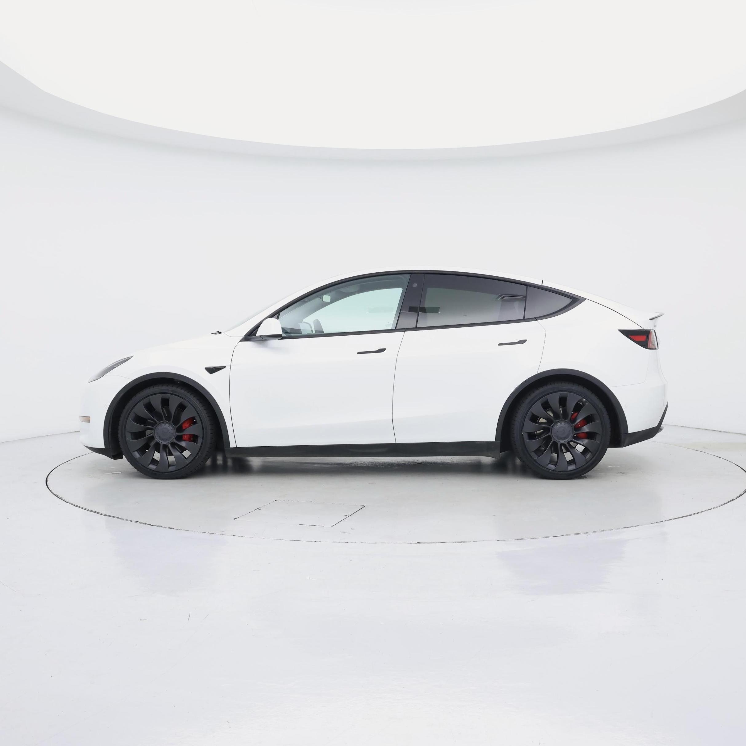 Thumbnail: 2022 Tesla Model Y - 3