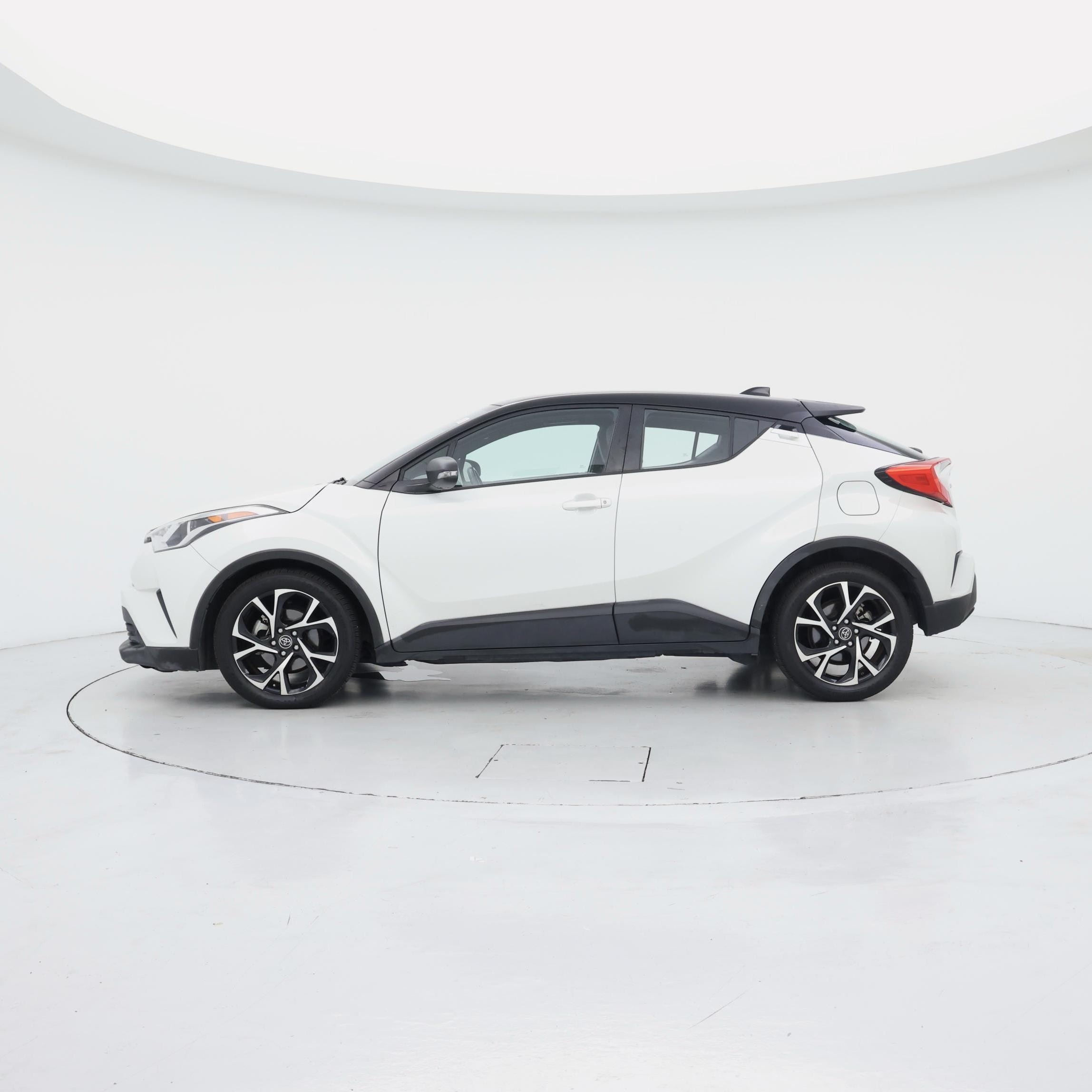 Thumbnail: 2019 Toyota C-HR - 3