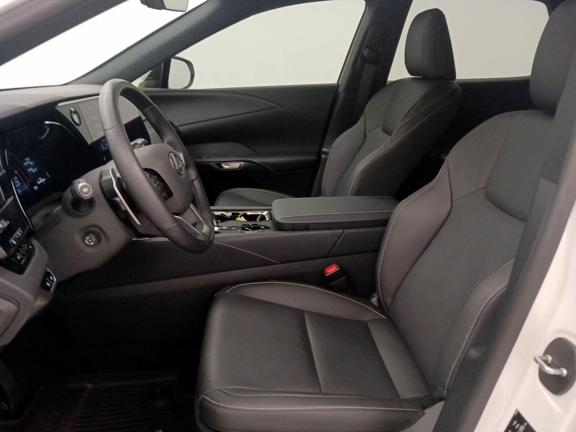 Thumbnail: 2025 Lexus RX - 11