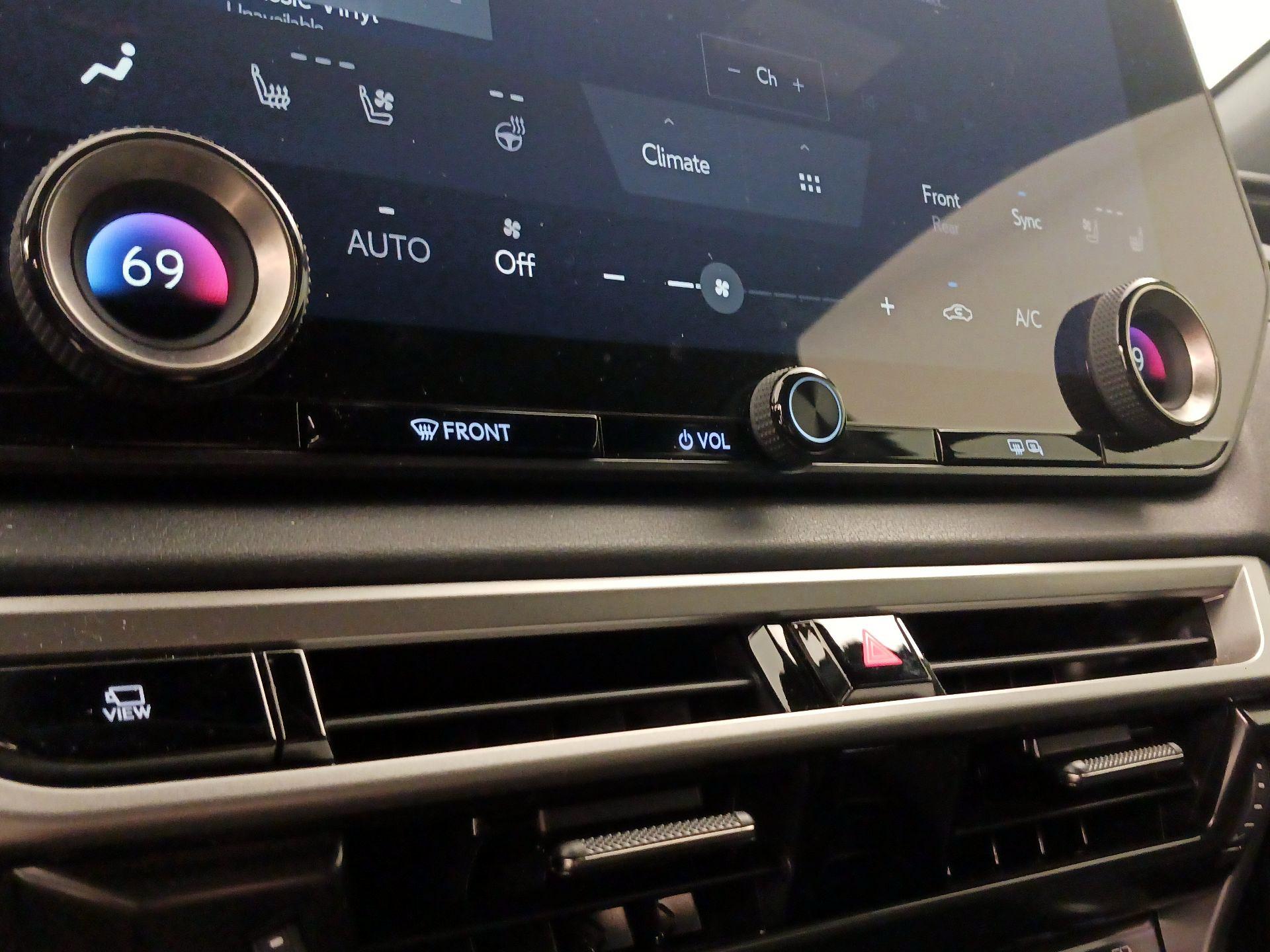 Thumbnail: 2025 Lexus RX - 16