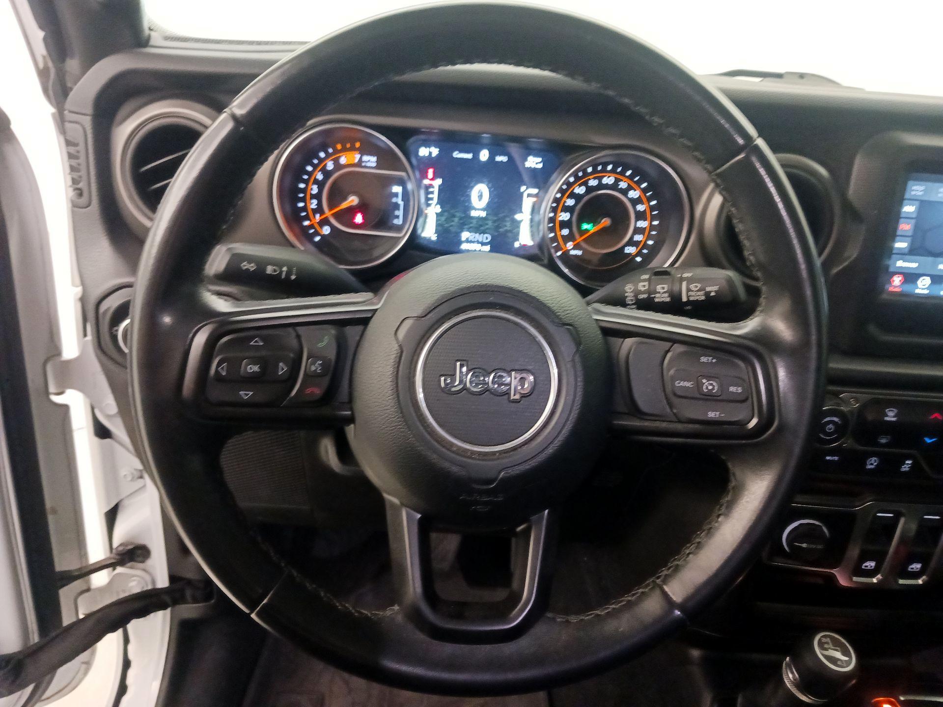 Thumbnail: 2022 Jeep Wrangler - 10