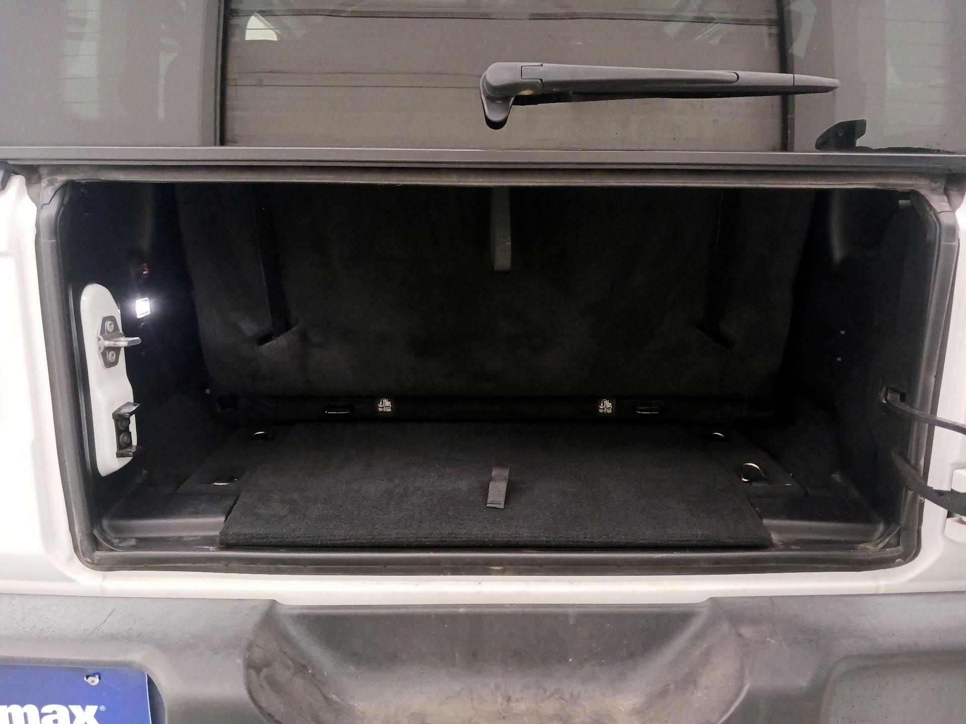 Thumbnail: 2022 Jeep Wrangler - 20