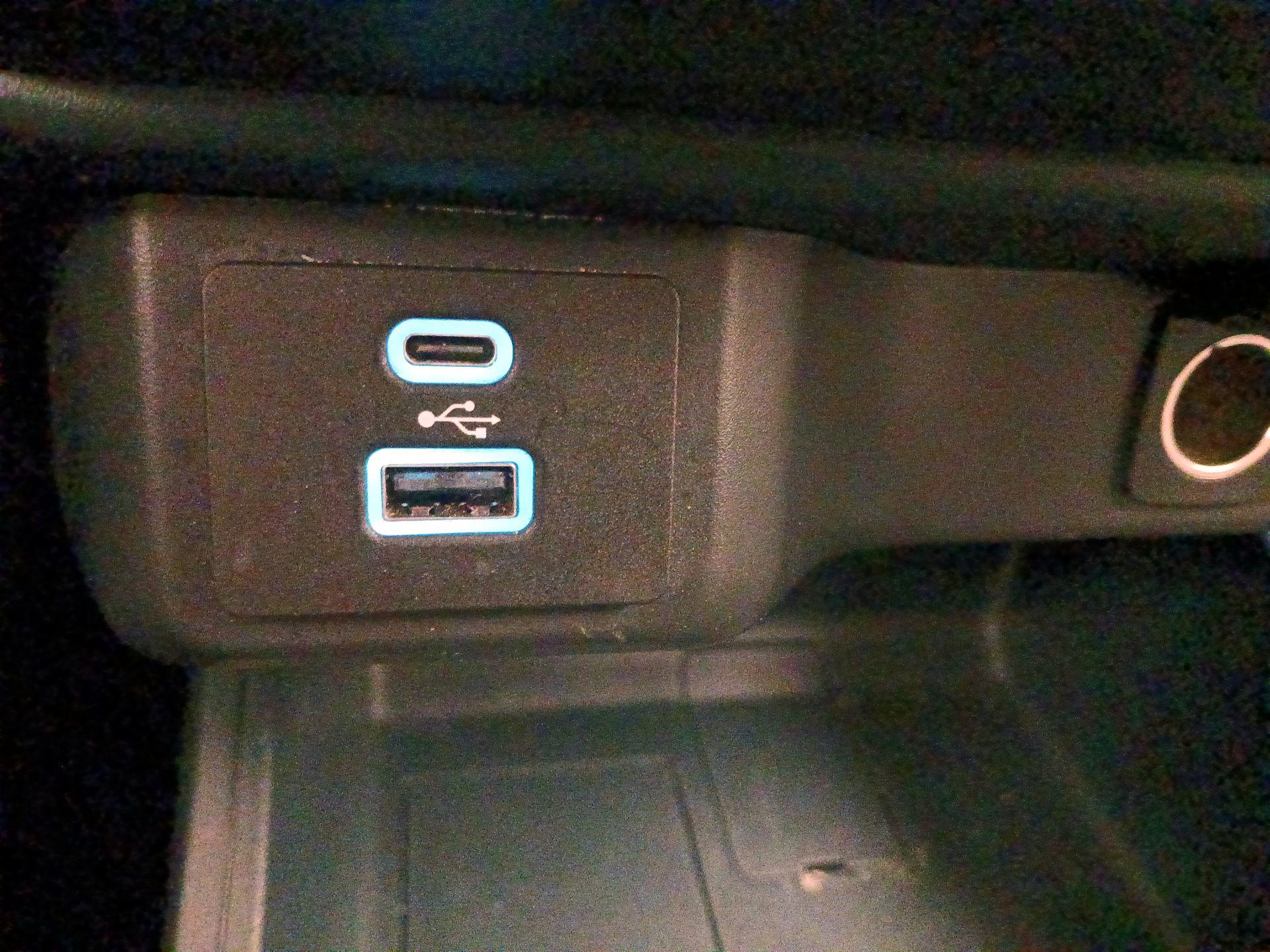 Thumbnail: 2022 Ford Maverick - 18