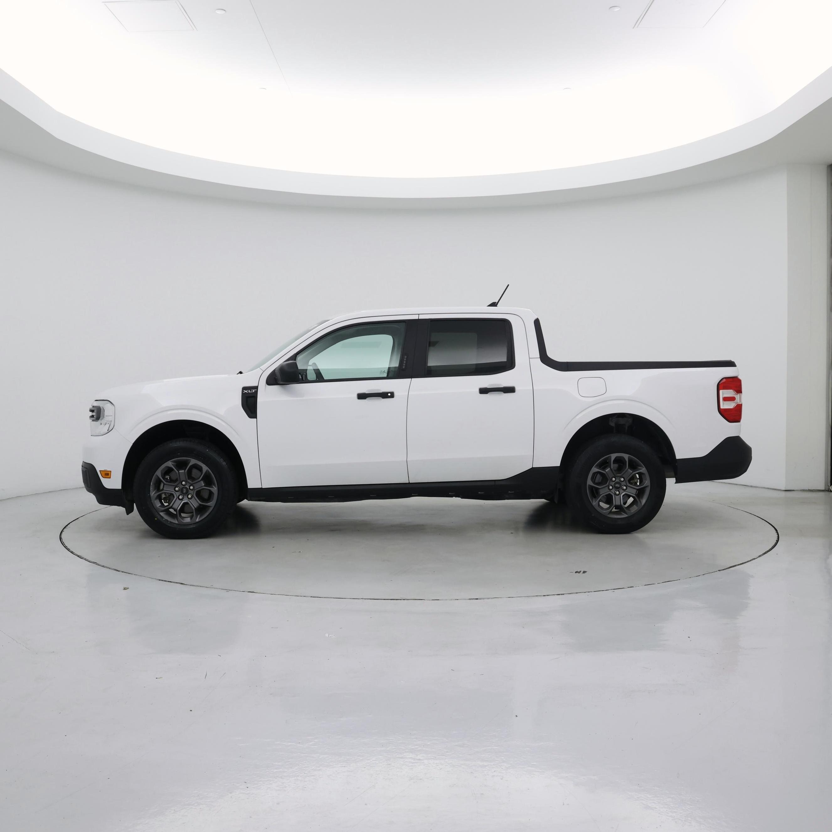 Thumbnail: 2022 Ford Maverick - 3