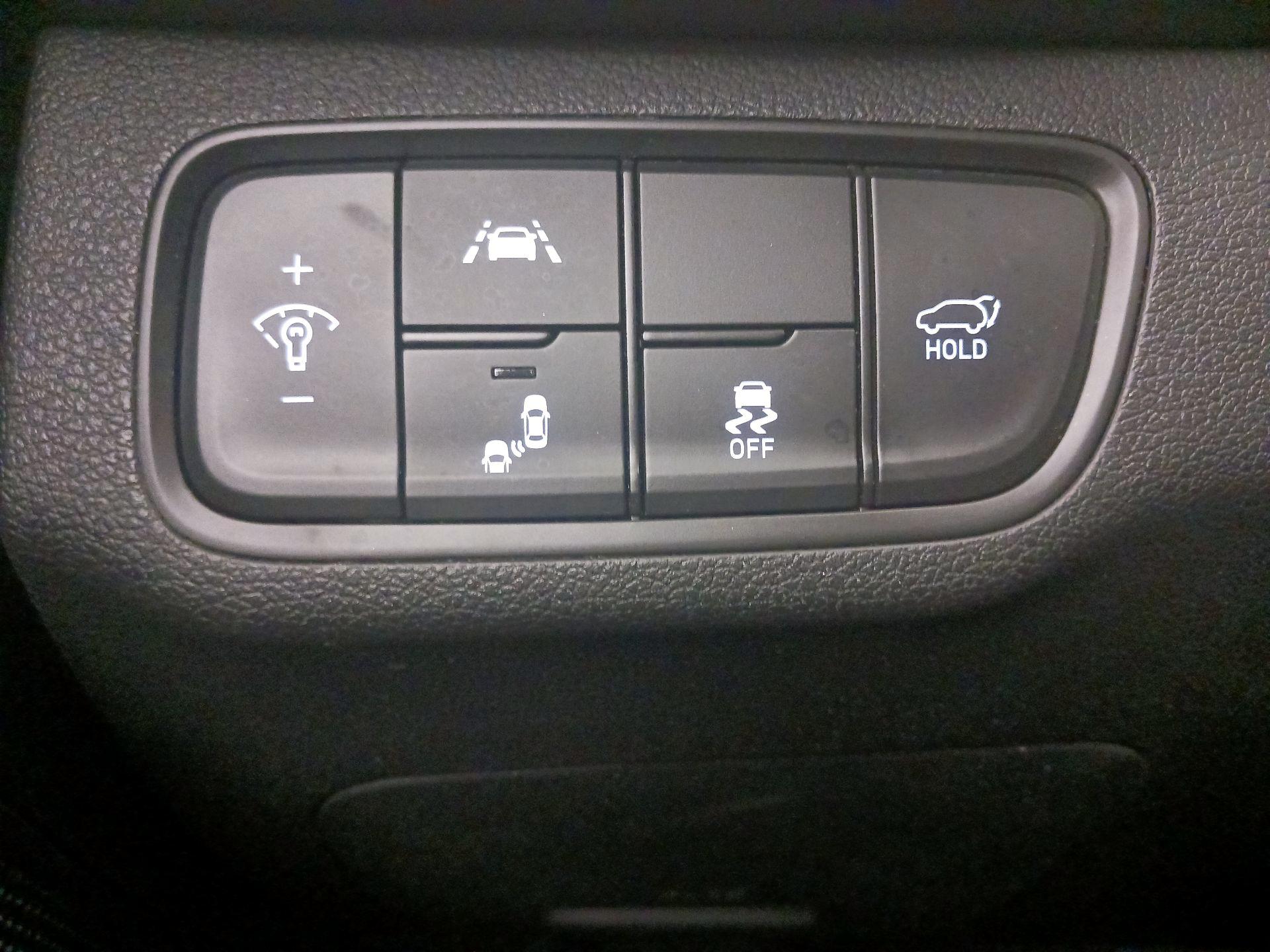 Thumbnail: 2020 Hyundai Santa Fe - 13