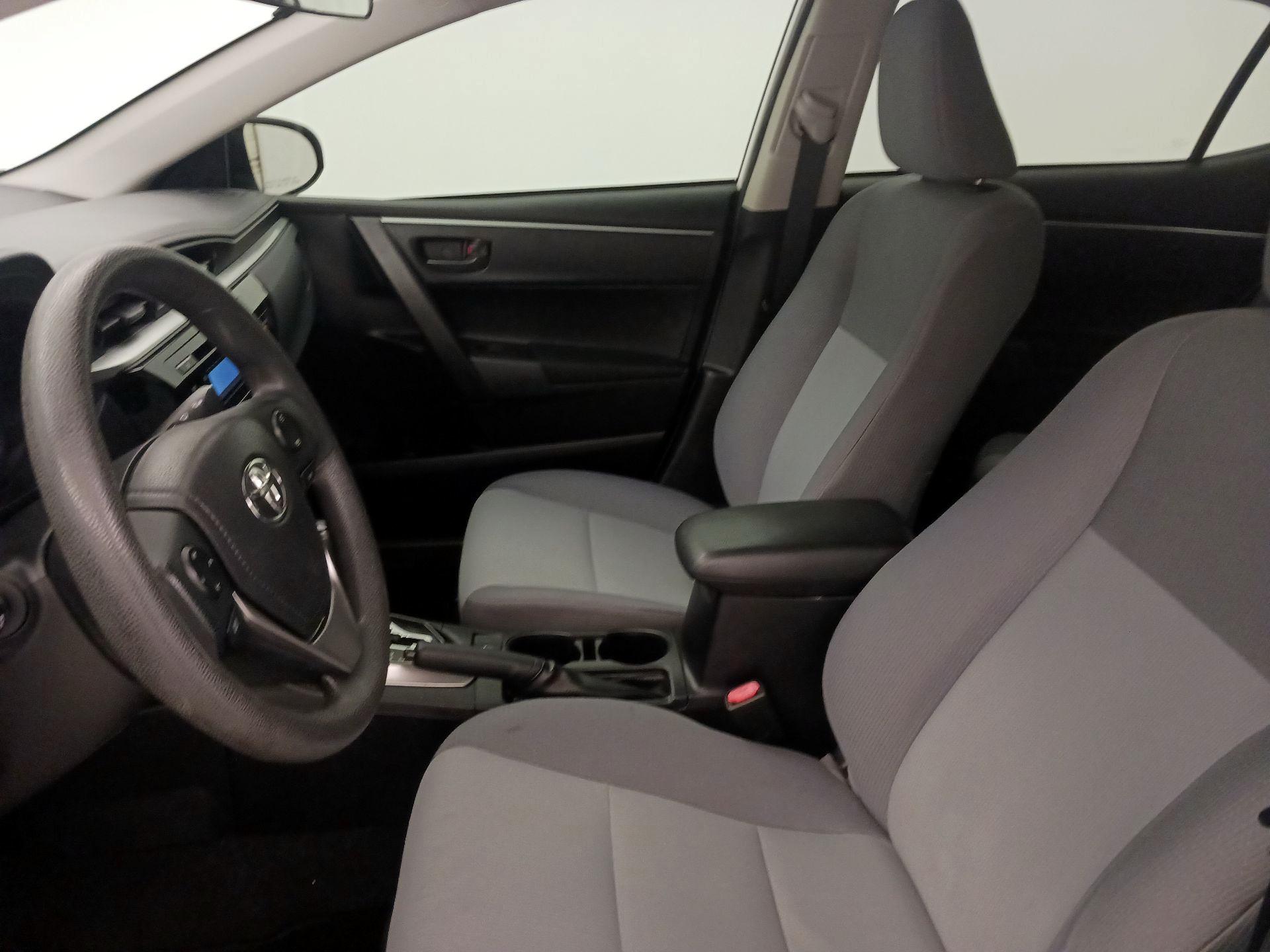 Thumbnail: 2014 Toyota Corolla - 11