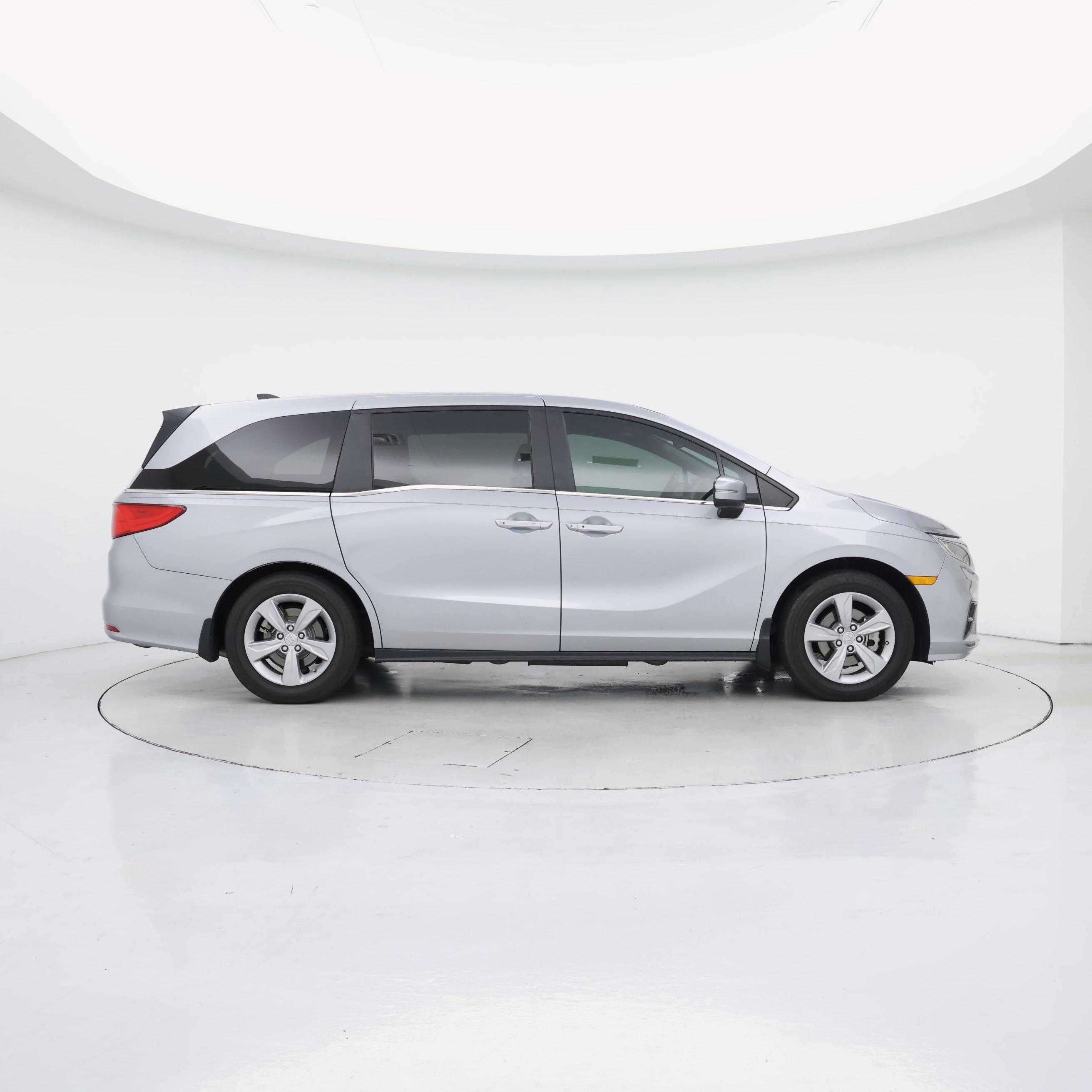 Thumbnail: 2018 Honda Odyssey - 7