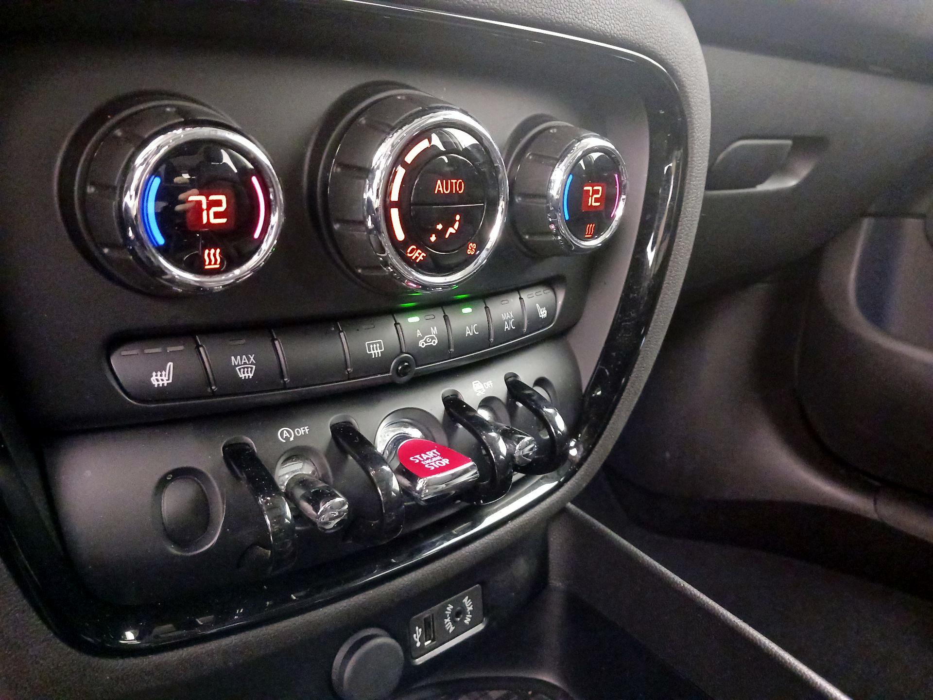 Thumbnail: 2017 MINI Cooper Clubman - 16