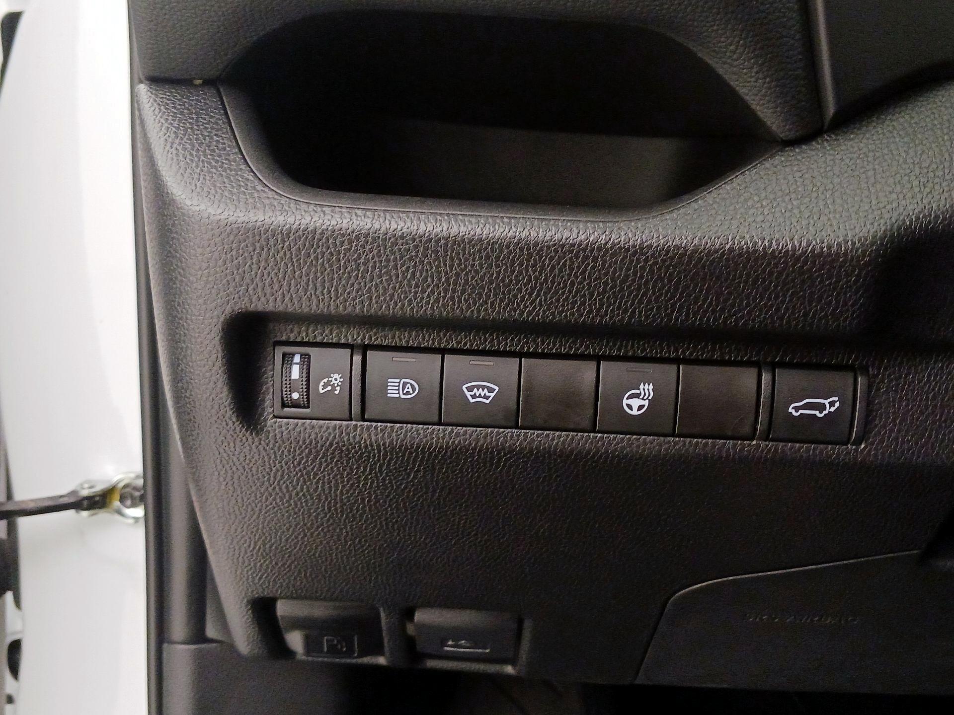 Thumbnail: 2024 Toyota RAV4 - 13