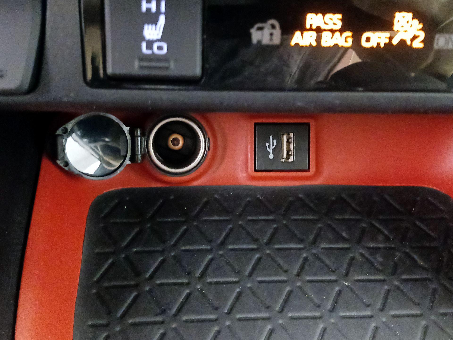 Thumbnail: 2024 Toyota RAV4 - 18