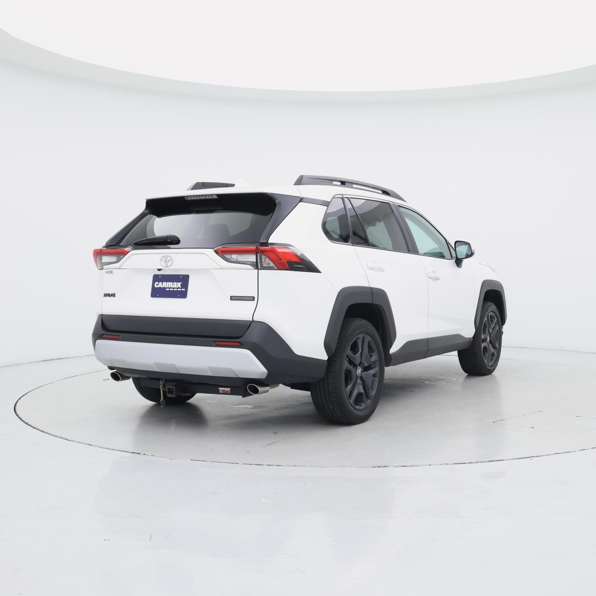 Thumbnail: 2024 Toyota RAV4 - 8