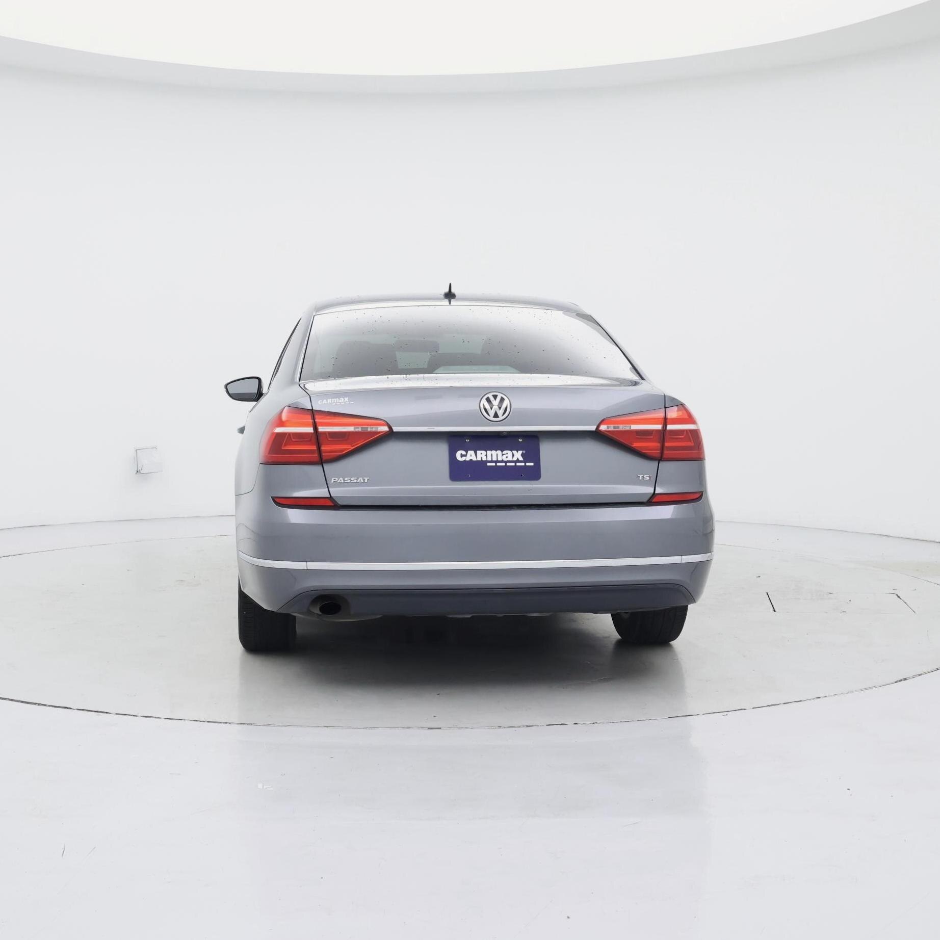 Thumbnail: 2016 Volkswagen Passat - 6