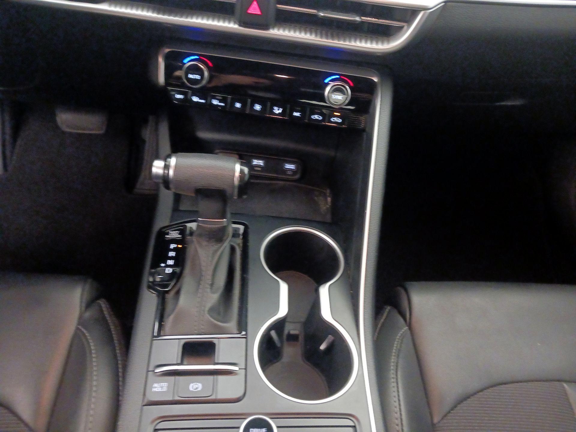 Thumbnail: 2021 Kia K5 - 17