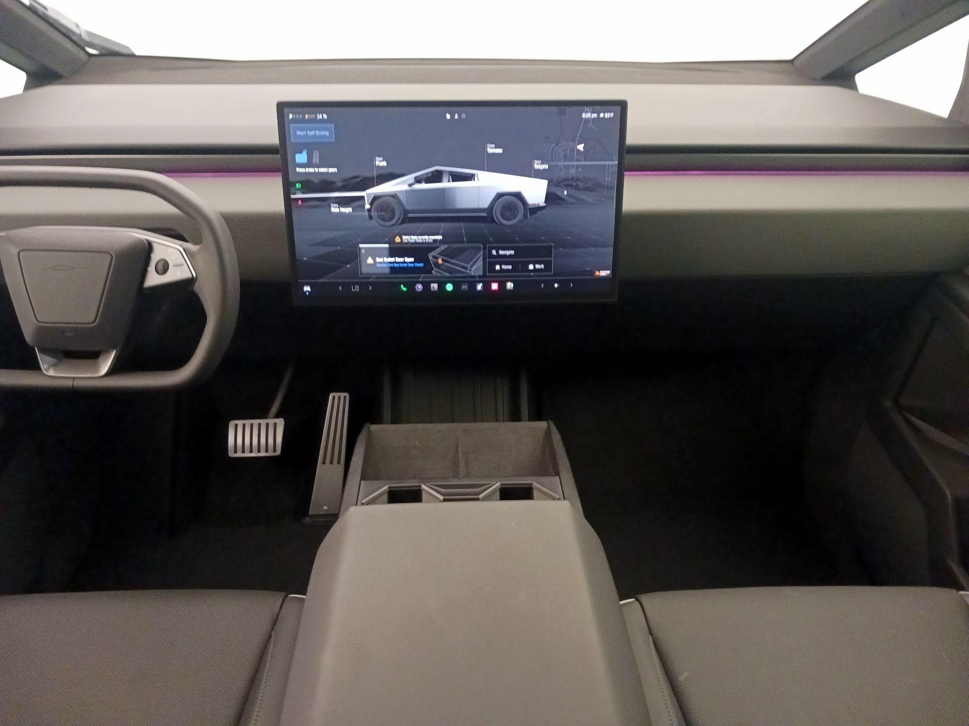 Thumbnail: 2025 Tesla Cybertruck - 9