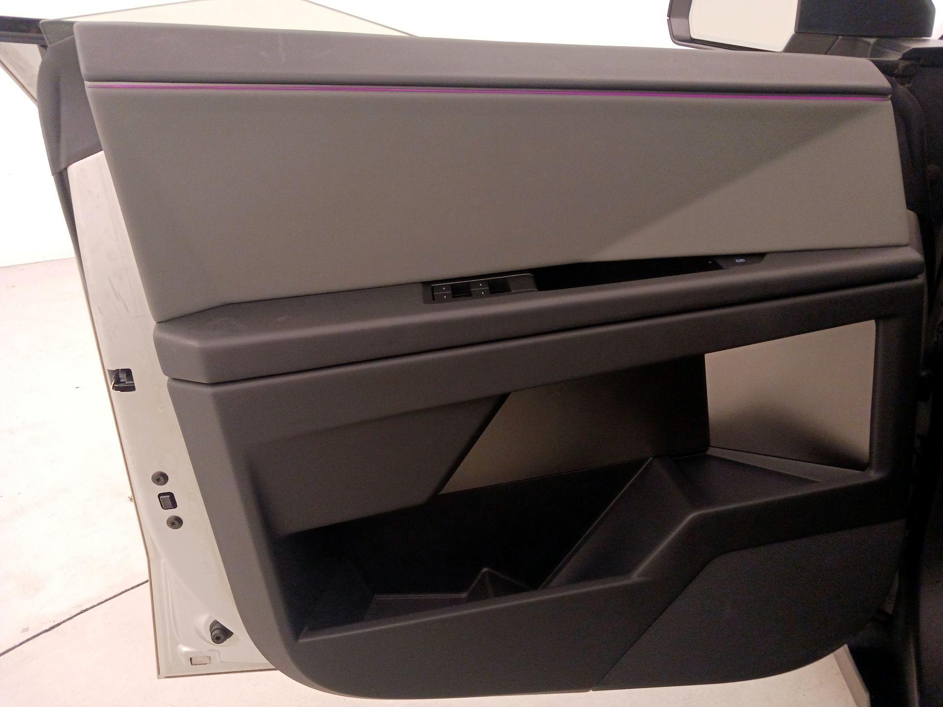 Thumbnail: 2025 Tesla Cybertruck - 12