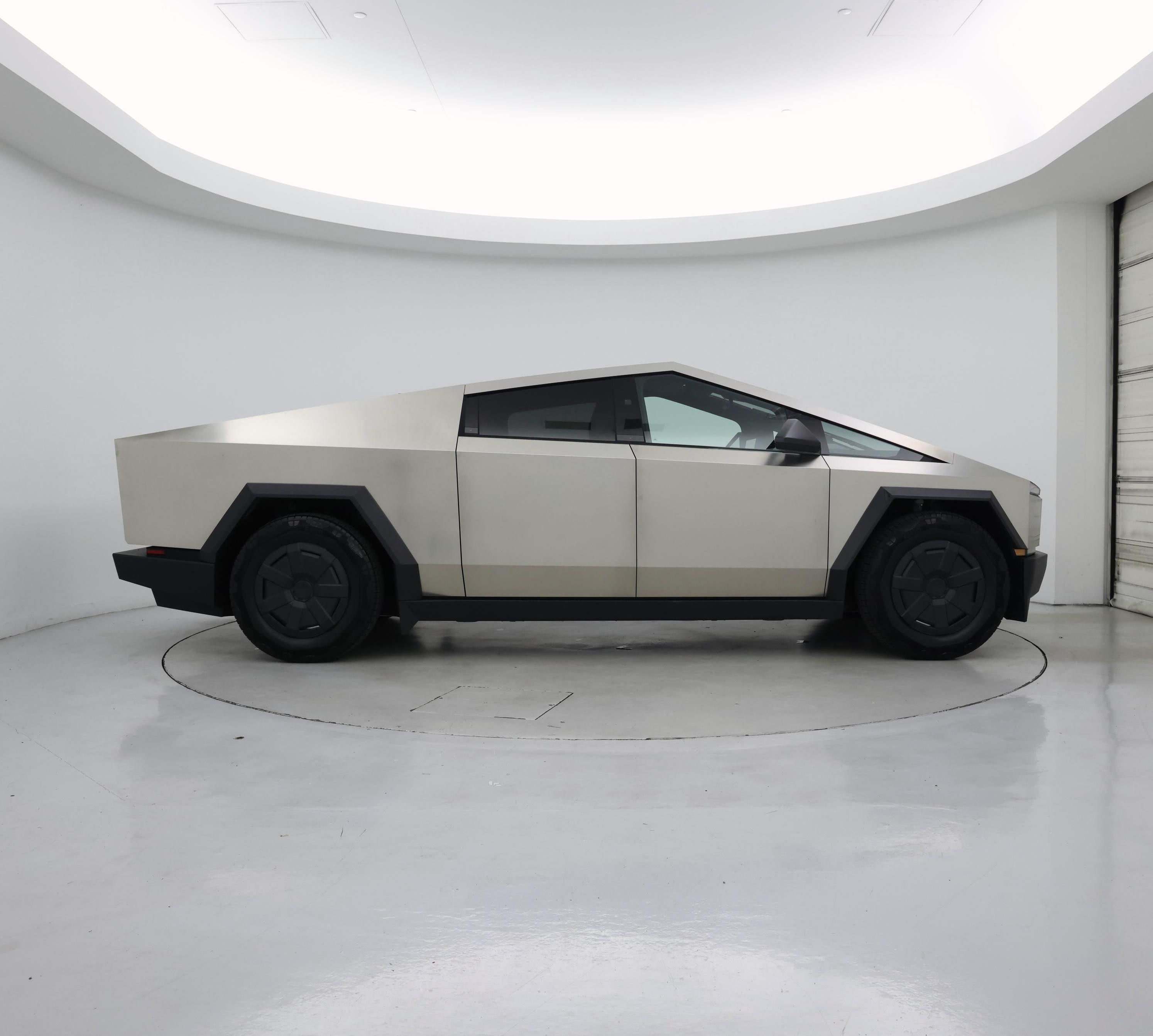 Thumbnail: 2025 Tesla Cybertruck - 7