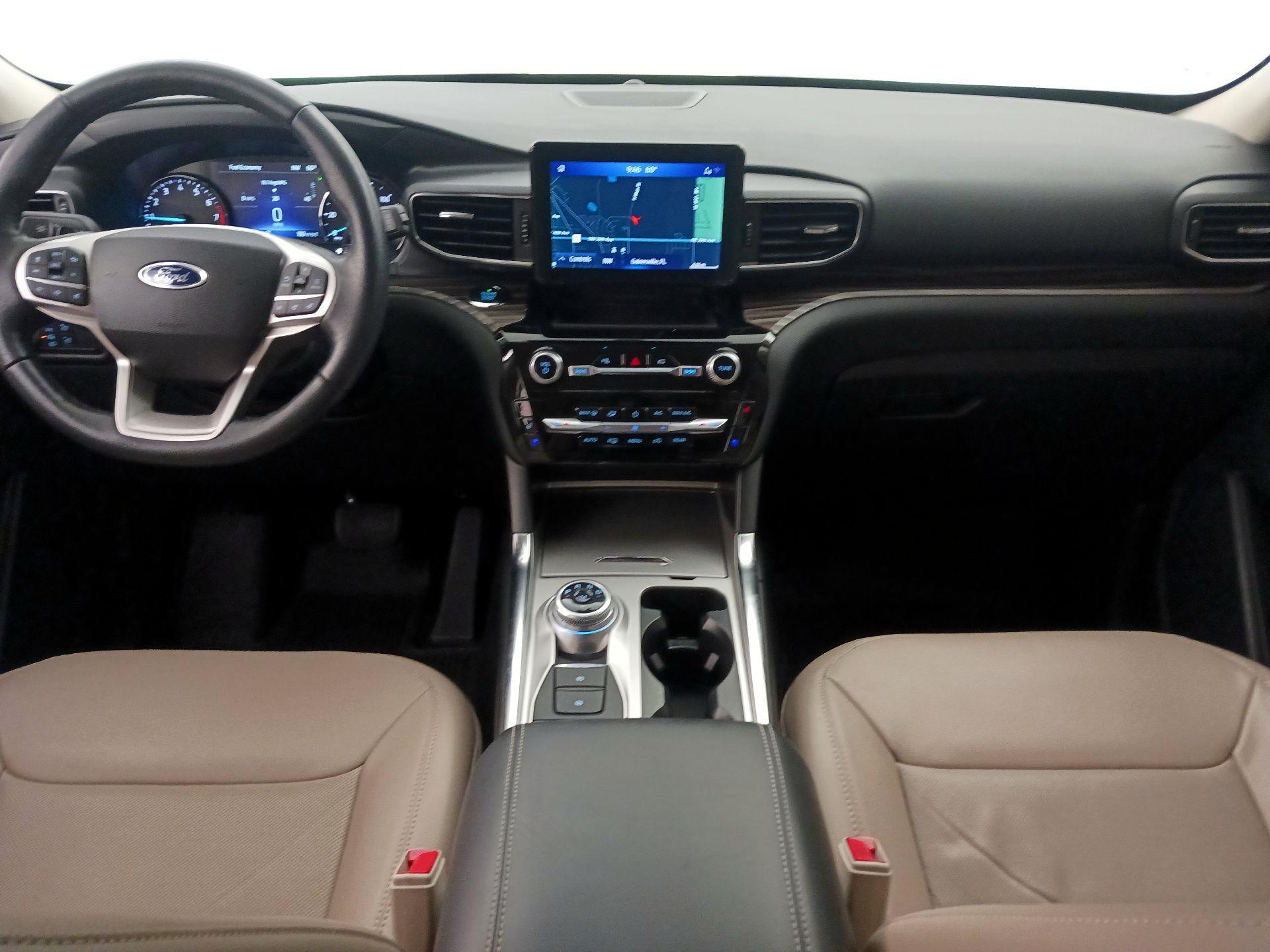 Thumbnail: 2021 Ford Explorer - 9