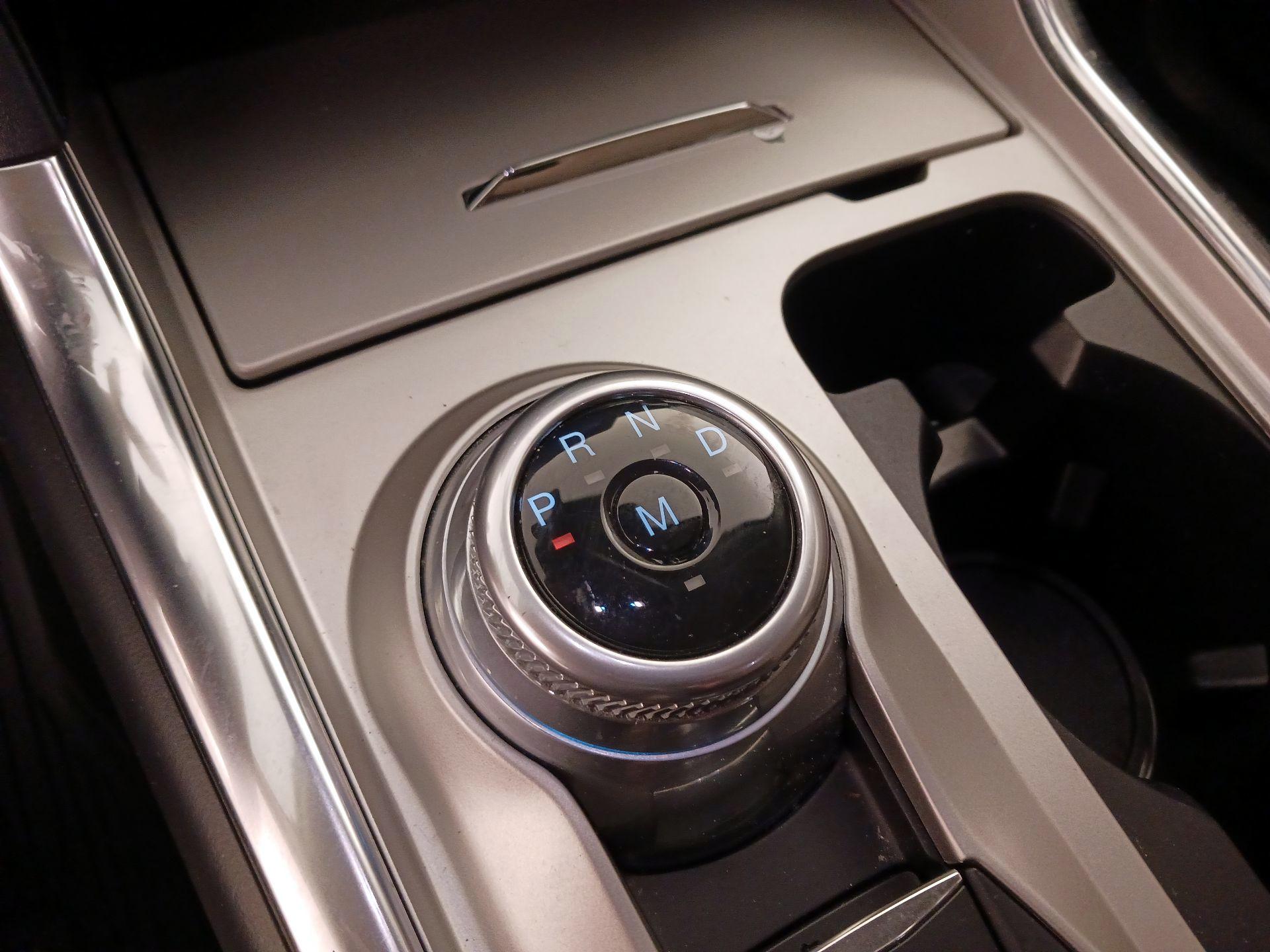 Thumbnail: 2021 Ford Explorer - 18