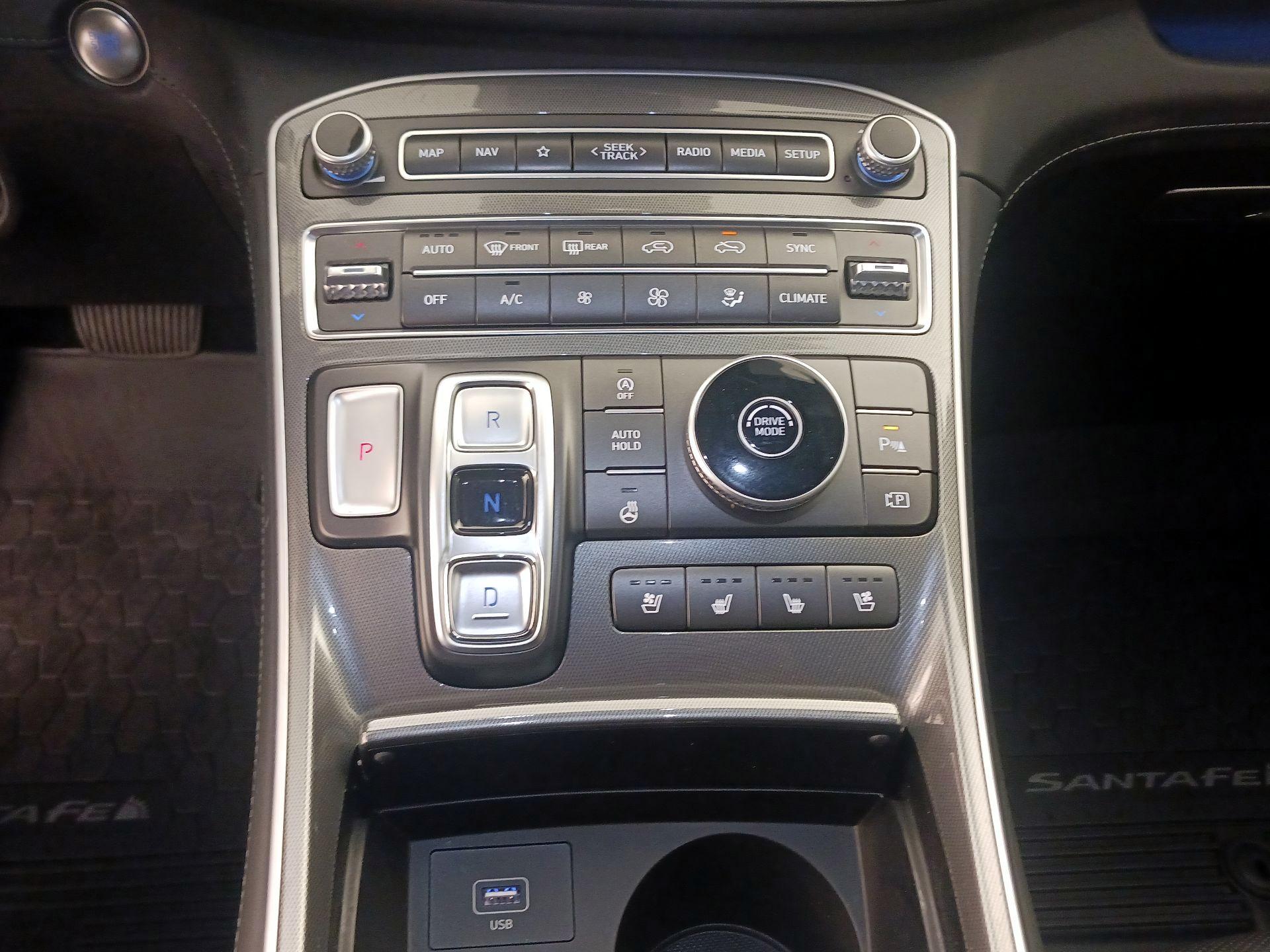 Thumbnail: 2023 Hyundai Santa Fe - 18