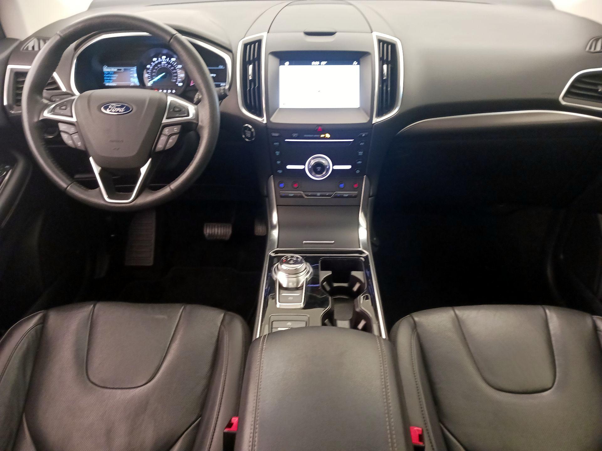Thumbnail: 2019 Ford Edge - 9