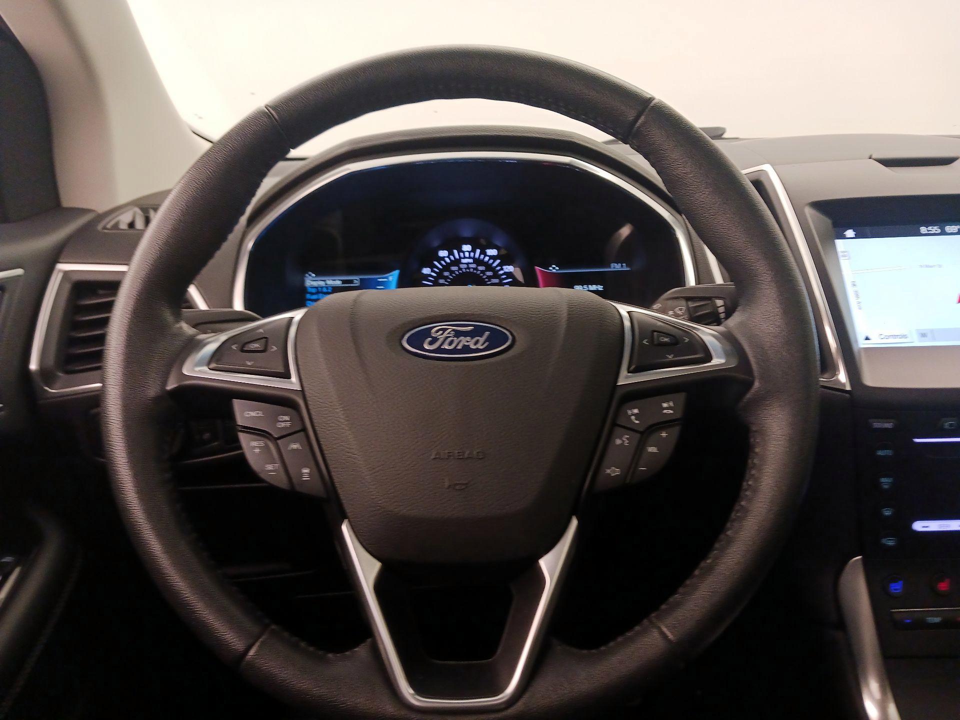 Thumbnail: 2019 Ford Edge - 10