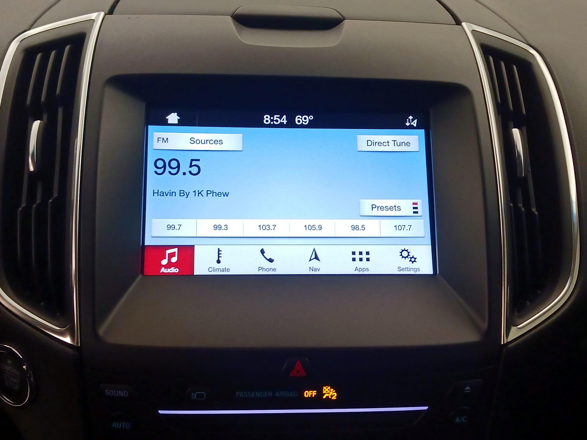 Thumbnail: 2019 Ford Edge - 16