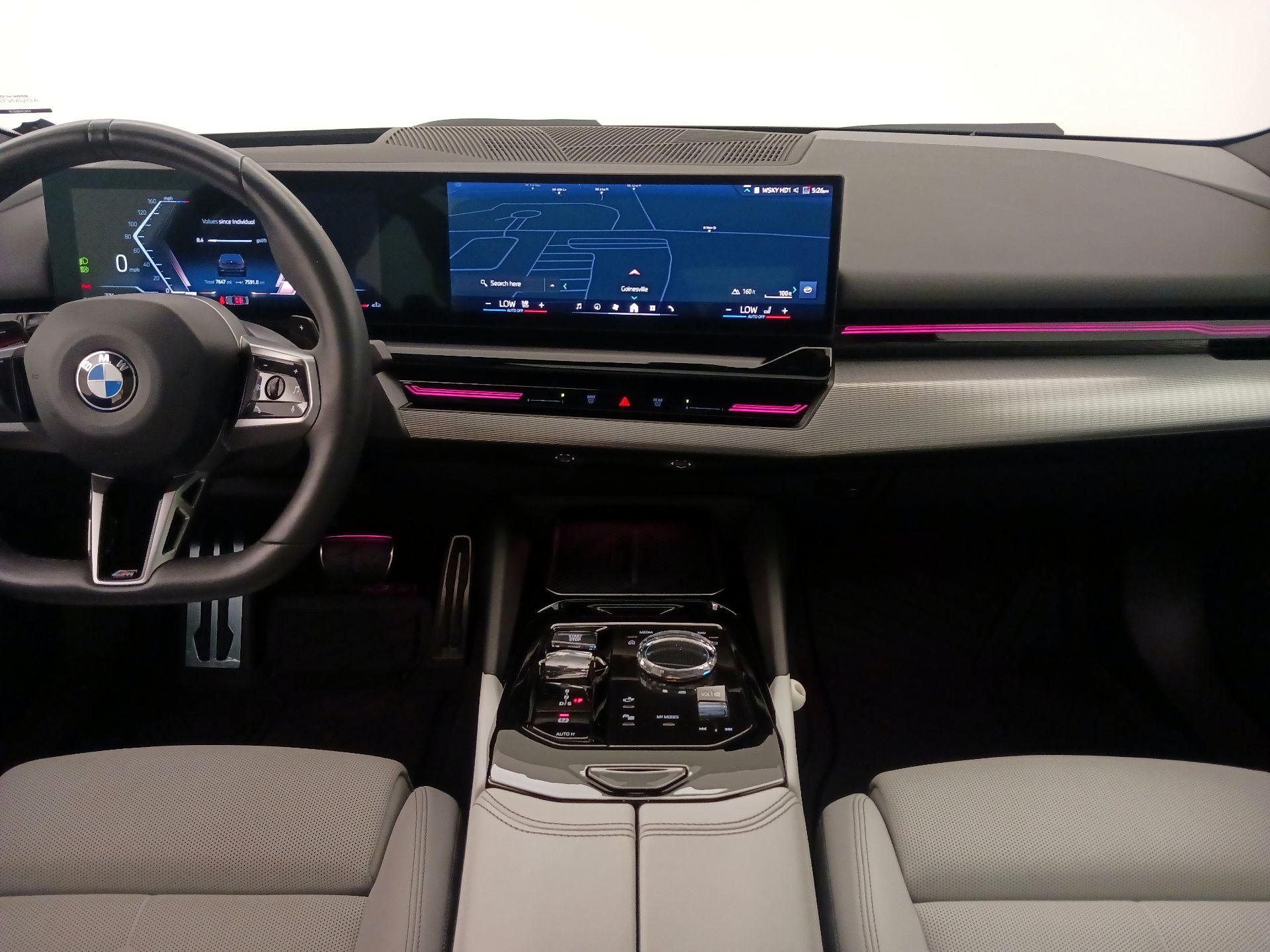 Thumbnail: 2024 BMW 5 Series - 9