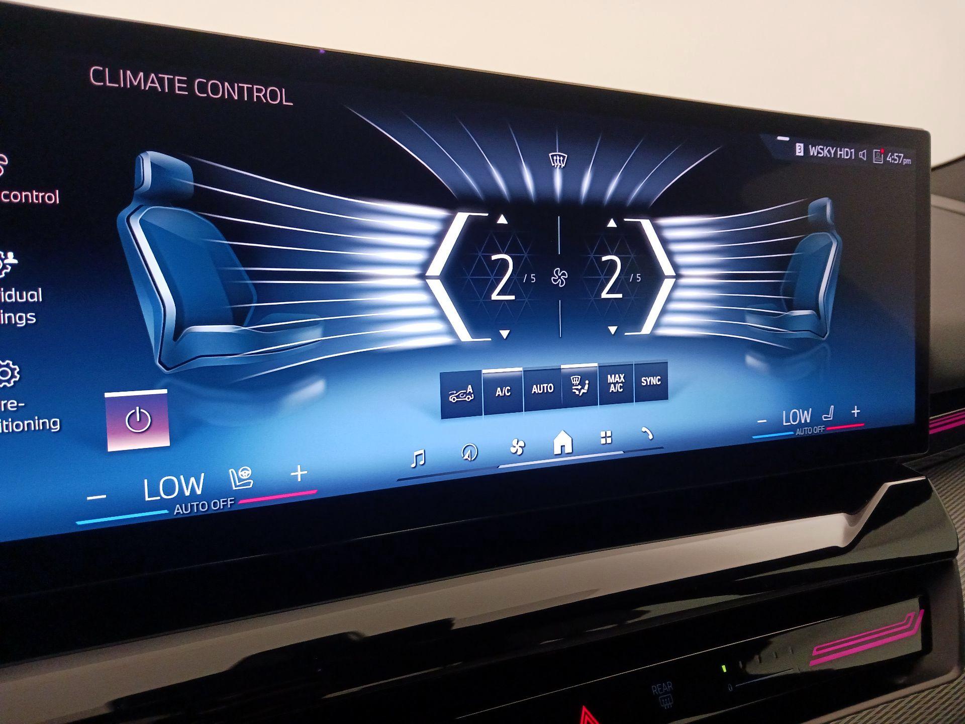 Thumbnail: 2024 BMW 5 Series - 17