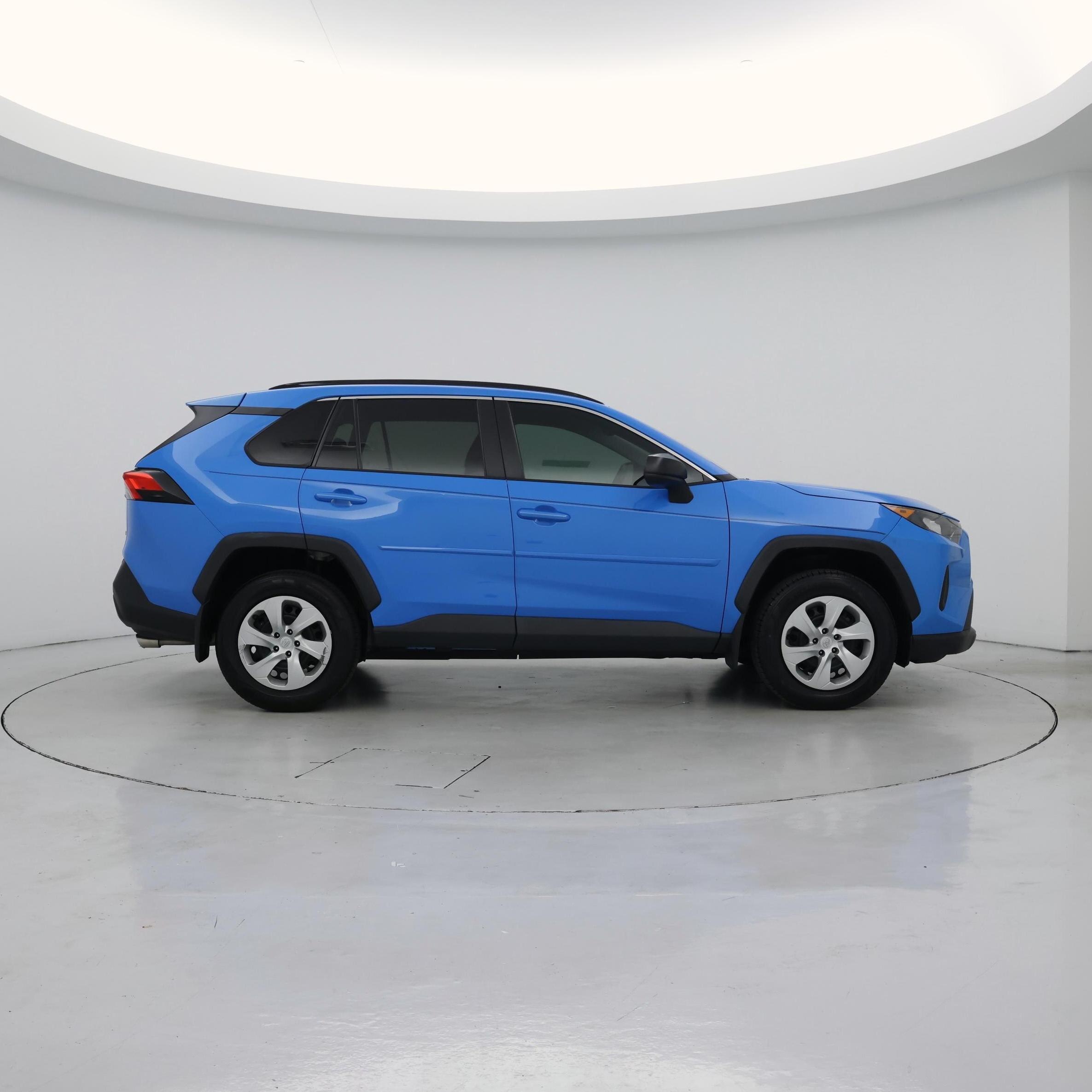 Thumbnail: 2020 Toyota RAV4 - 7