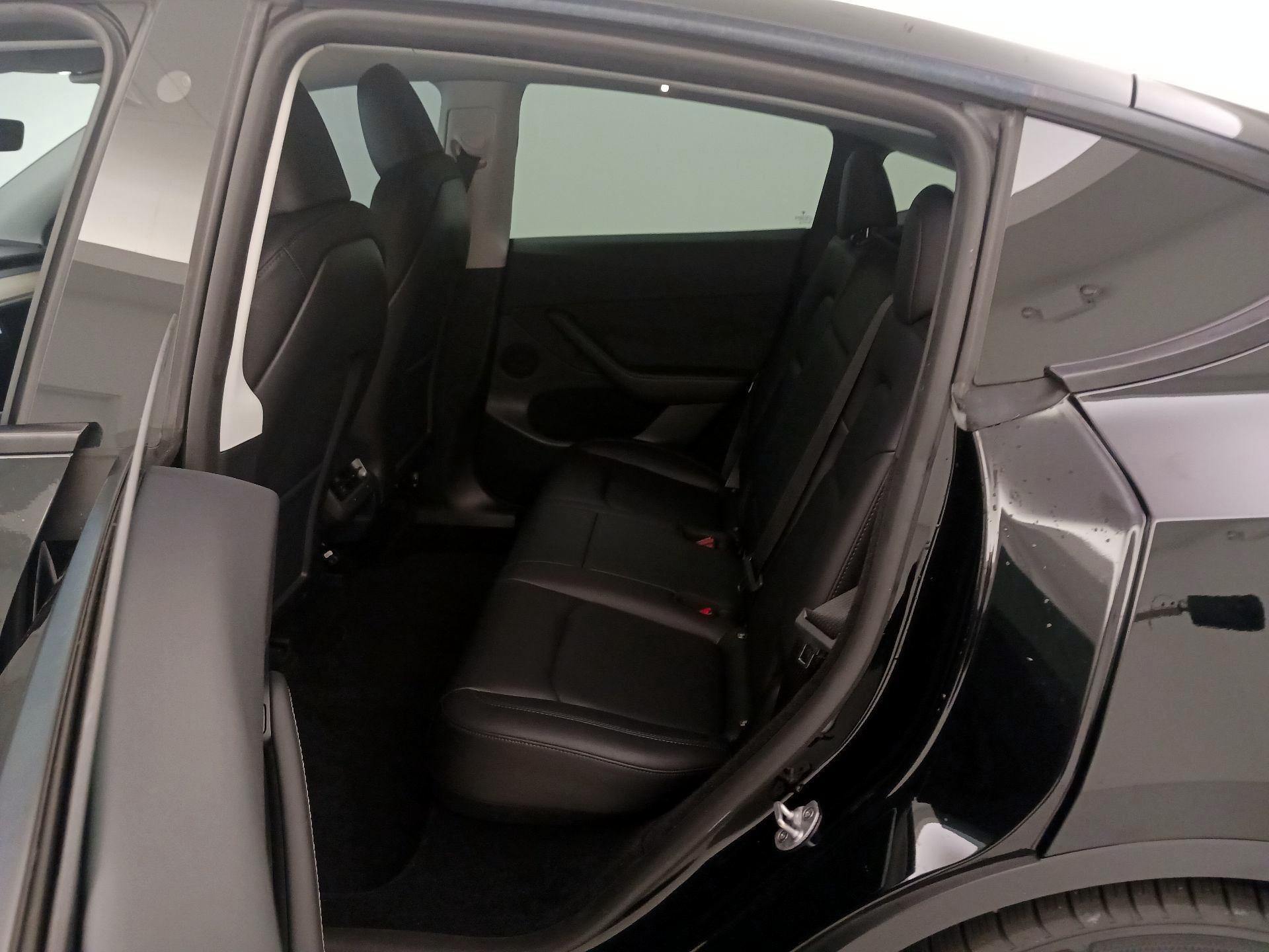 Thumbnail: 2023 Tesla Model Y - 20