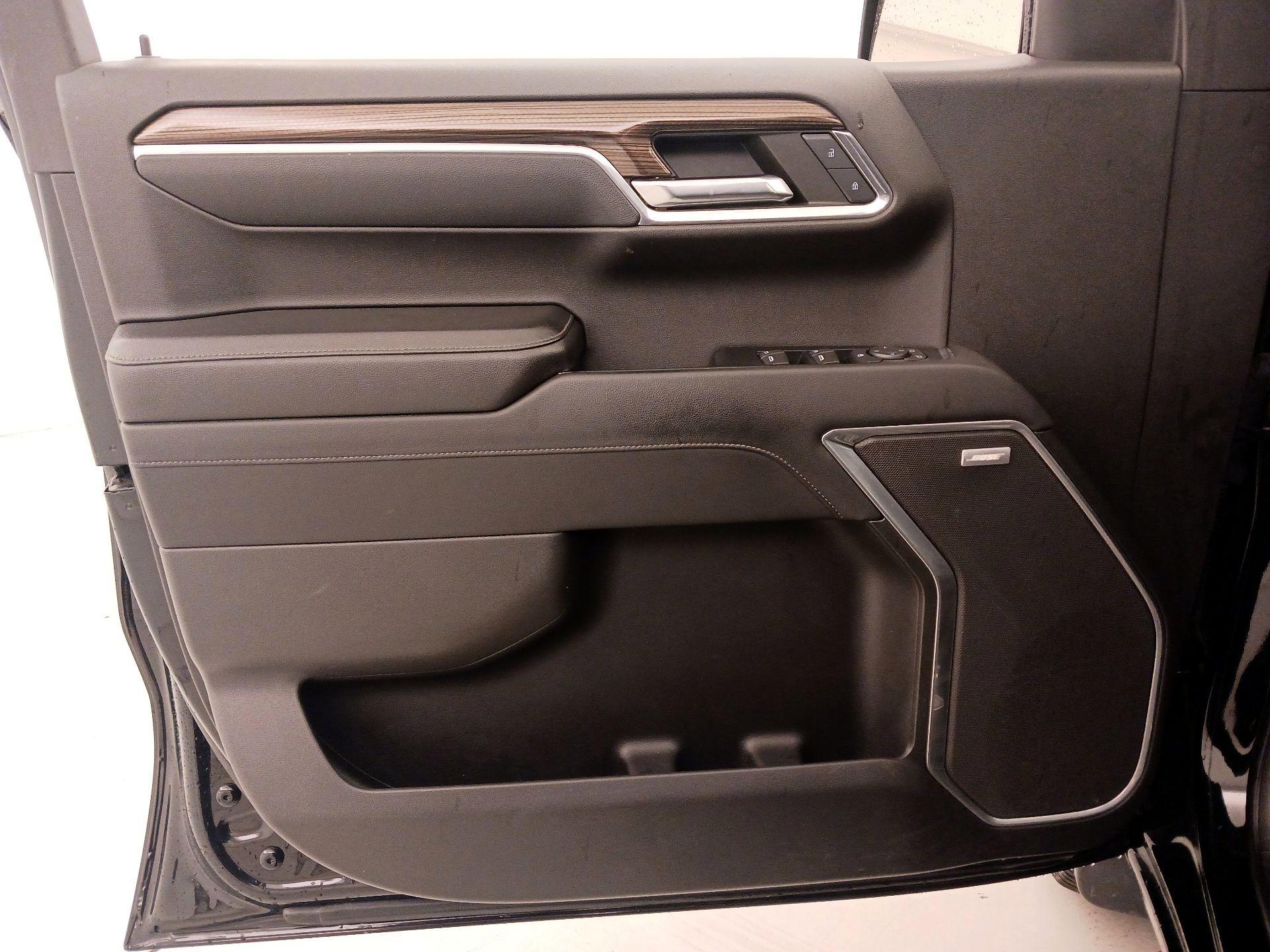 Thumbnail: 2022 Chevrolet Silverado 1500 - 12