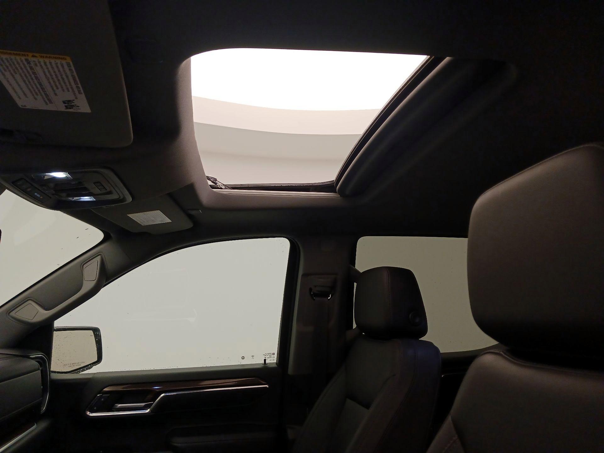 Thumbnail: 2022 Chevrolet Silverado 1500 - 20