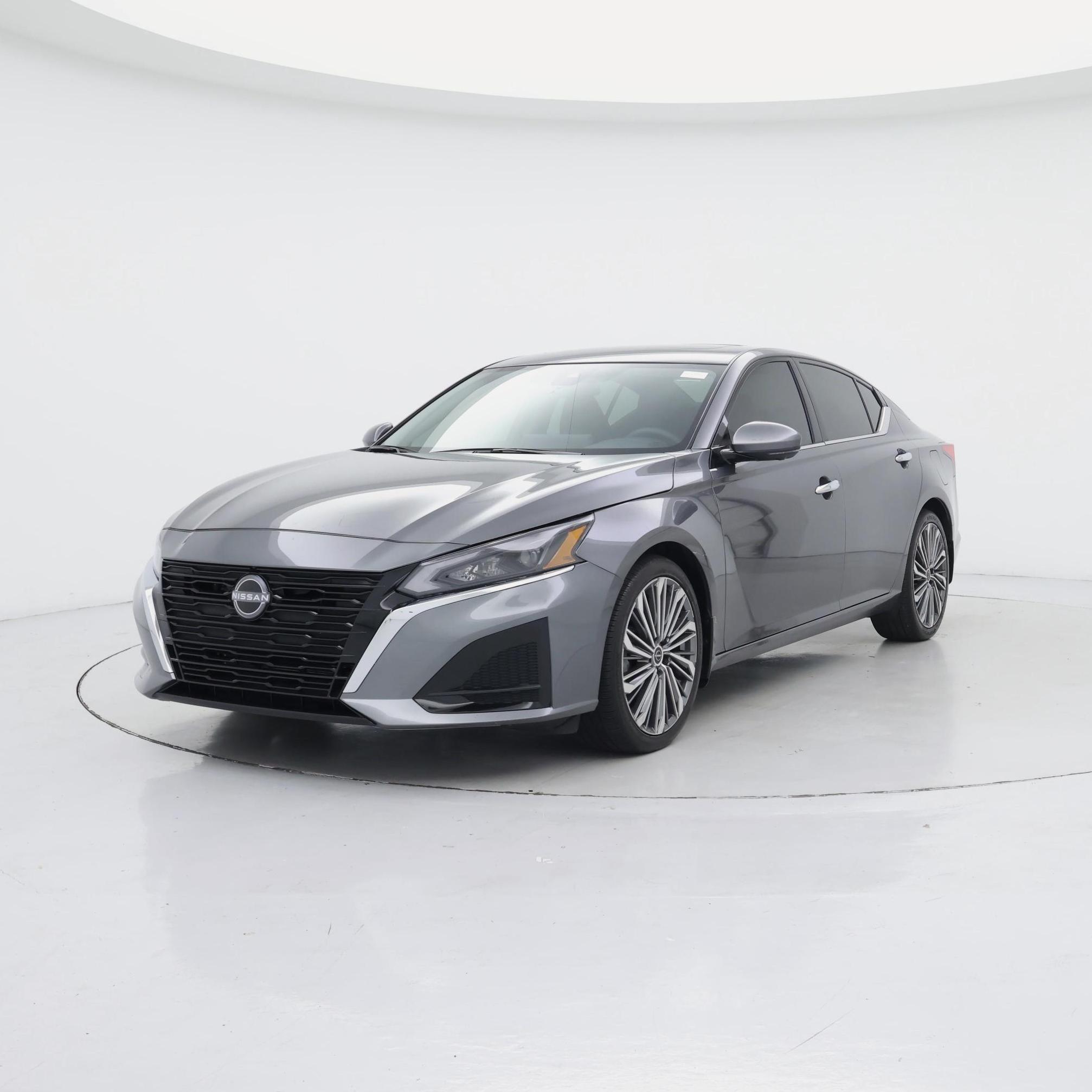 Thumbnail: 2025 Nissan Altima - 4