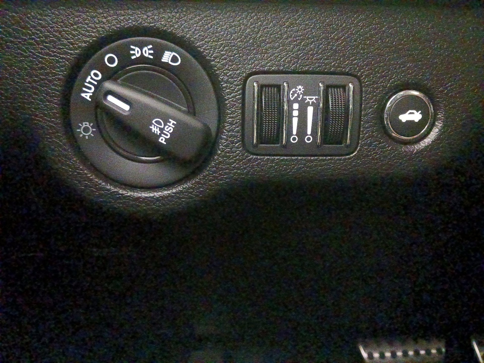 2021 Dodge Charger R/T - Photo 14