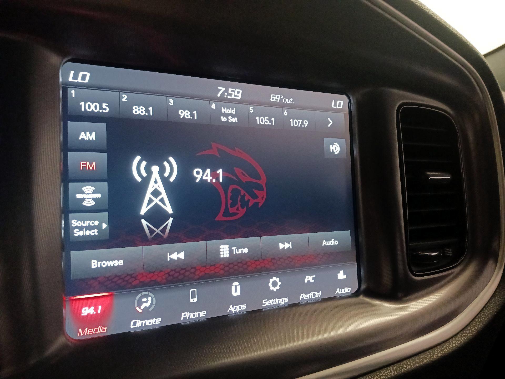 Thumbnail: 2021 Dodge Charger - 15